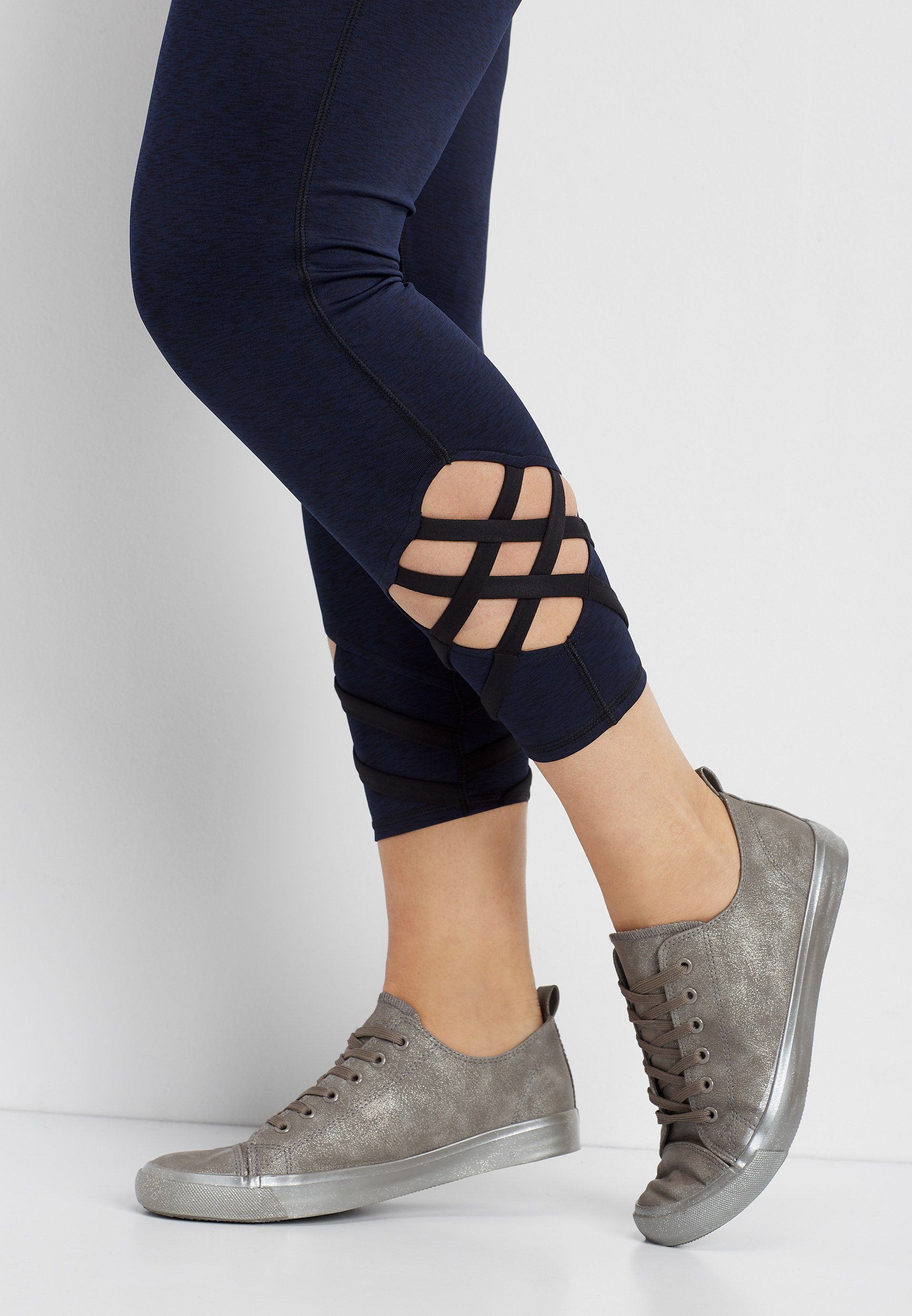 Mid-Rise Lattice-Hem Leggings for Women