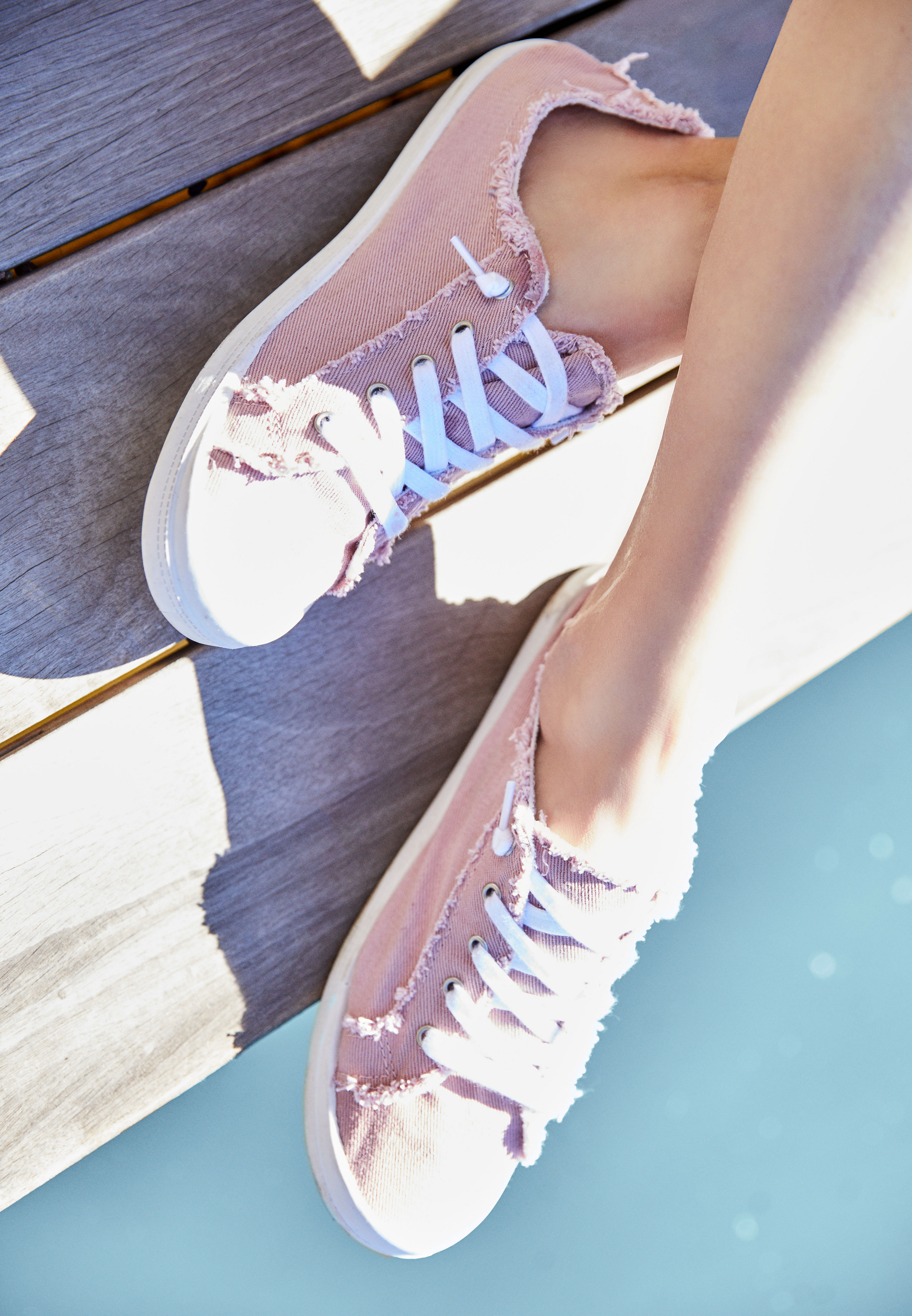 Lucy raw edge lace up sneaker