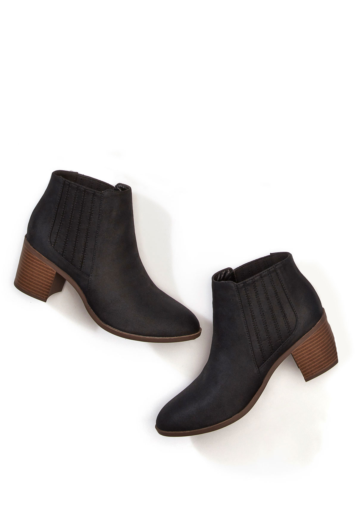 Maurices black ankle store boots