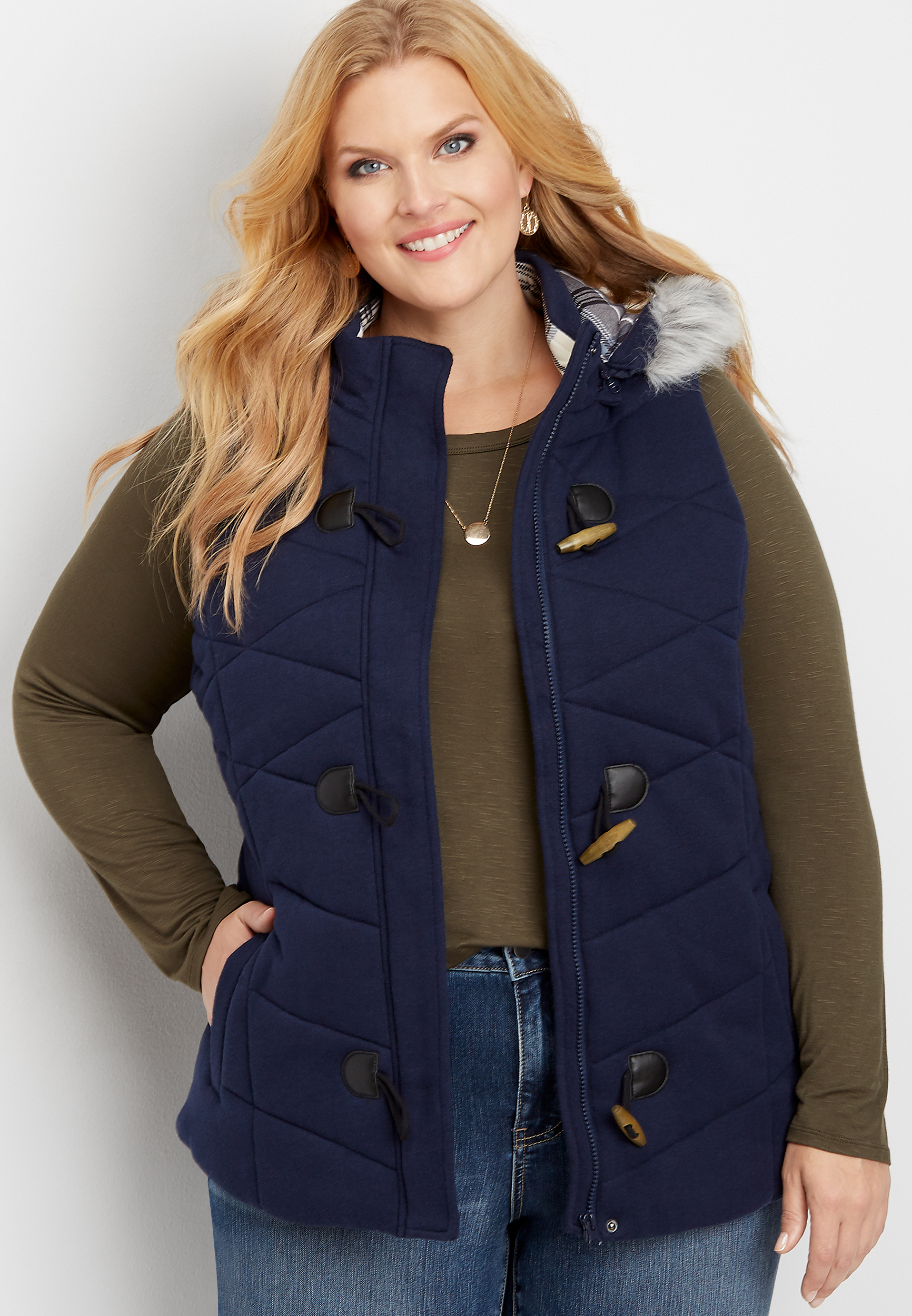 Plus size puffer vest with fur hood new arrivals