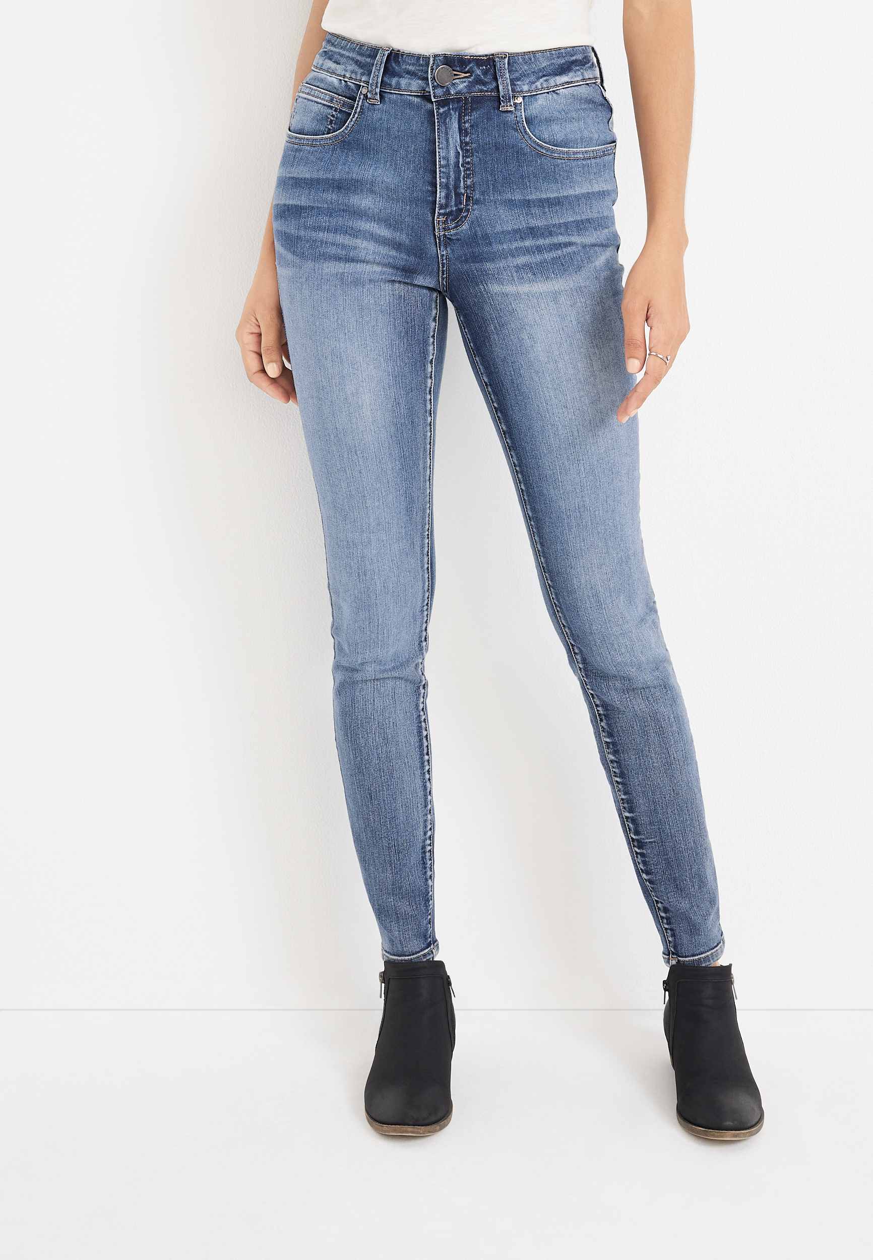 m jeans by maurices™ Everflex™ High Rise Seamed Waist Cropped Jean