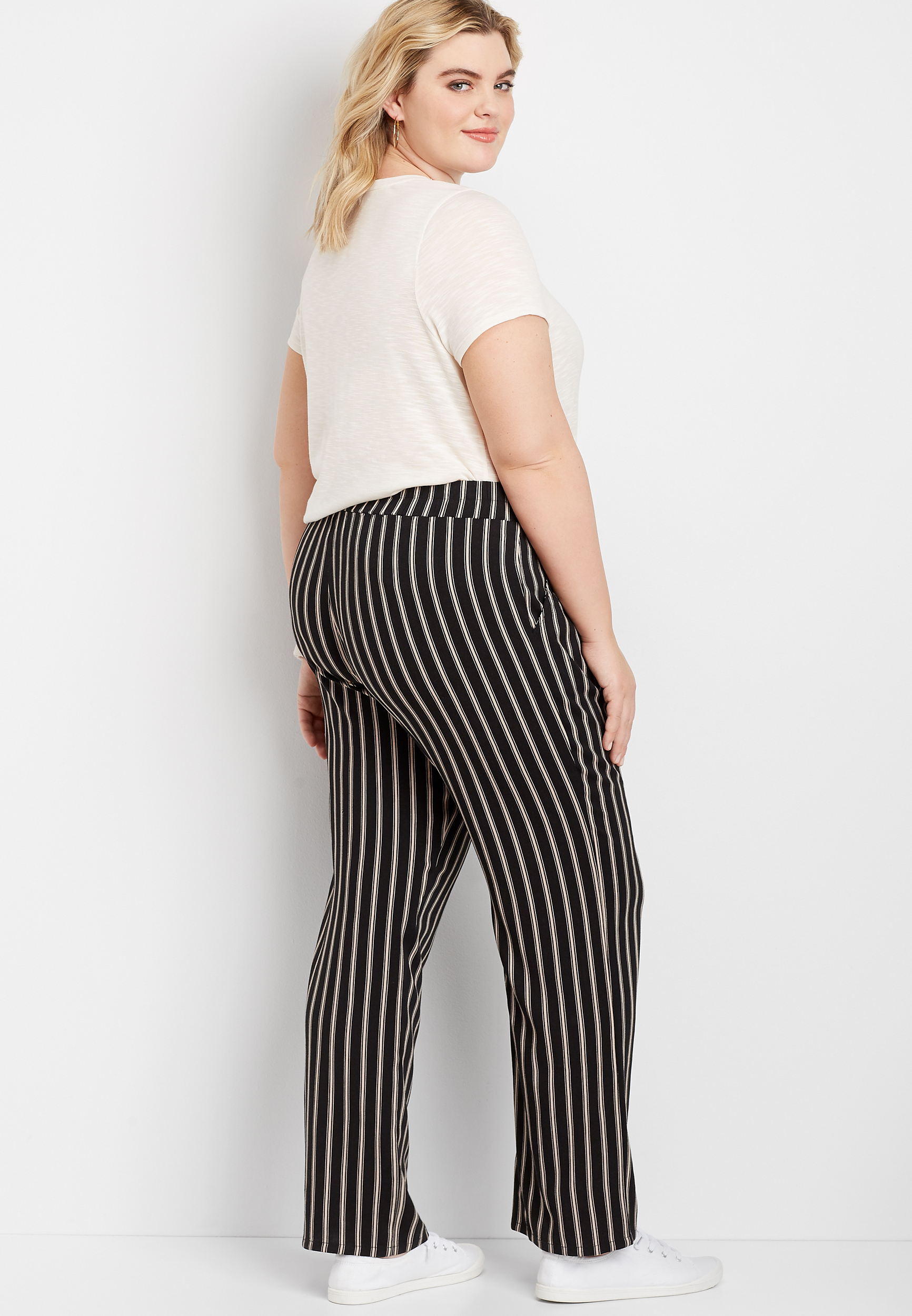 Plus Size Stretch Pull On Wide Leg Pant