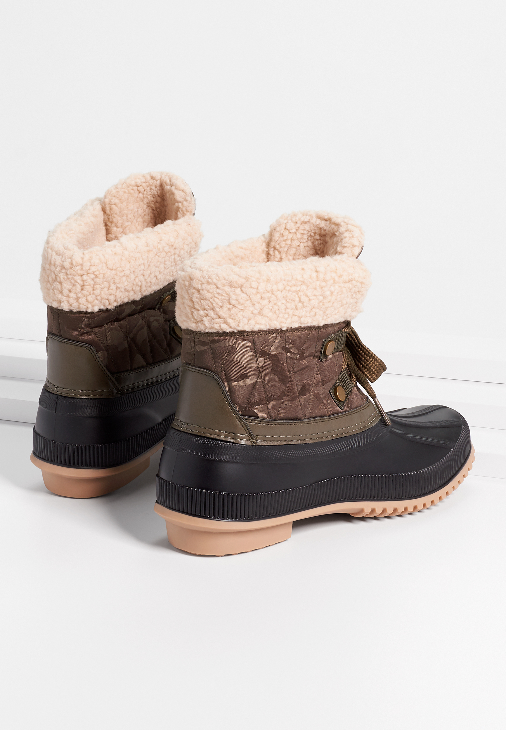 metallic sherpa duck boots