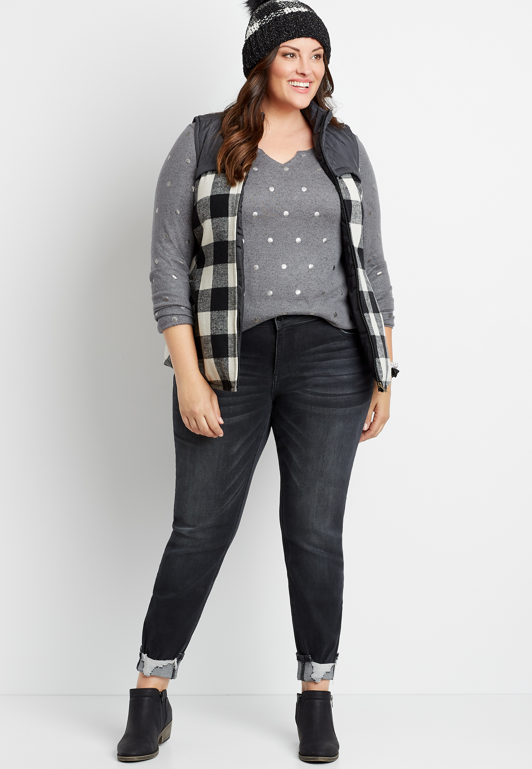 black destructed skinny jeans