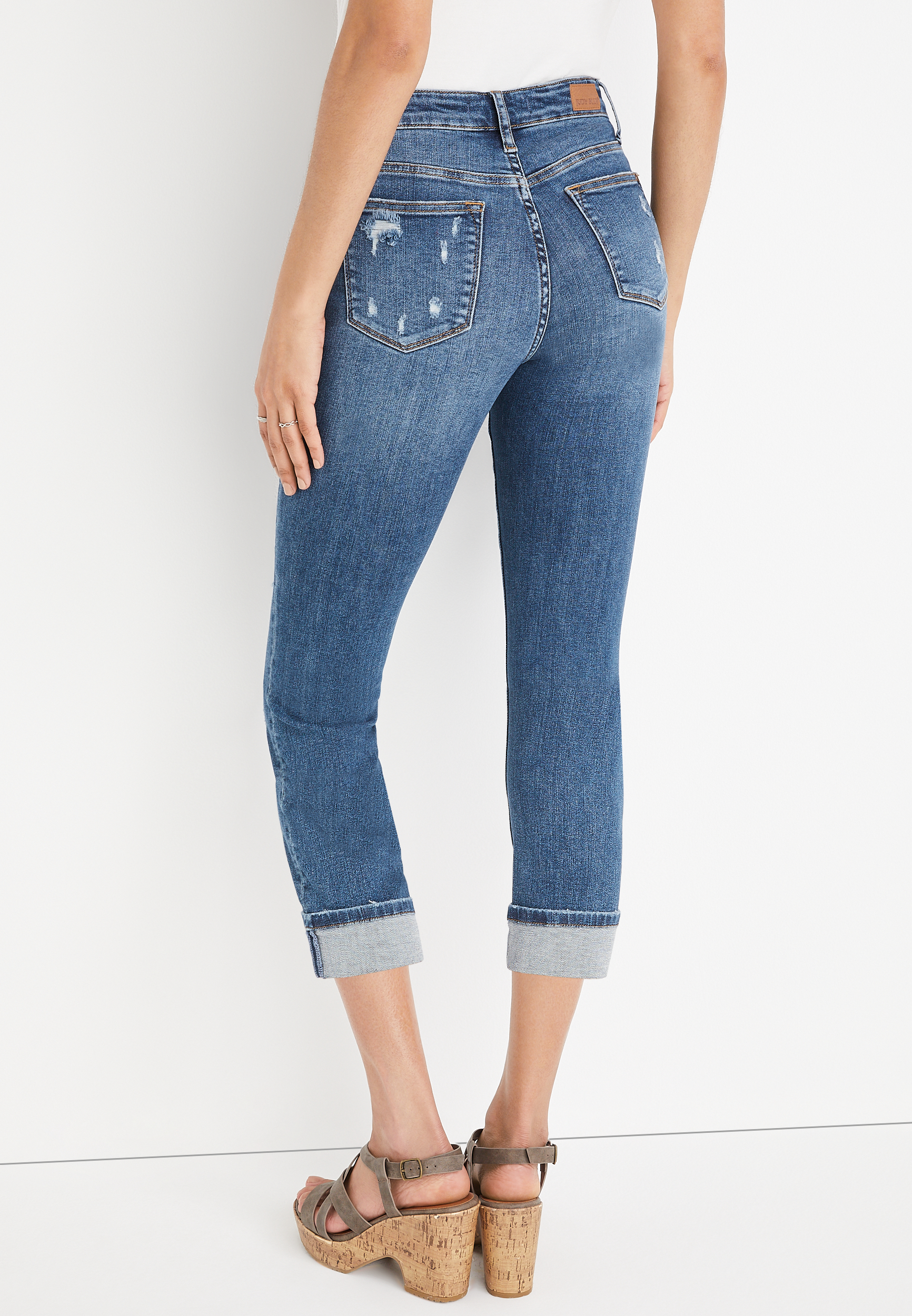 Judy Blue® Mid Rise Cuffed Hem Capri Jean