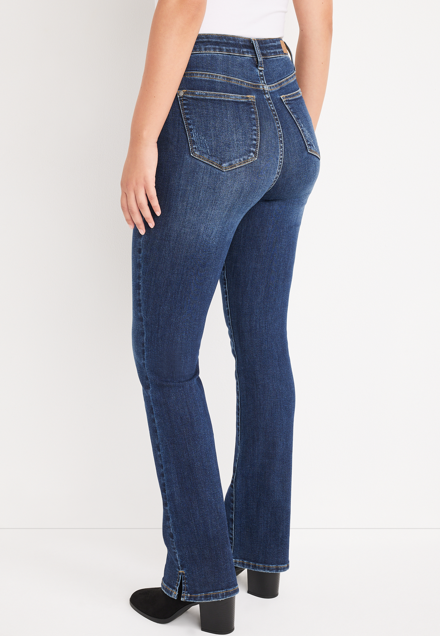 Judy Blue Boot Cut Jeans- High Waist; Contrast Wash (47R) – The Silver  Strawberry