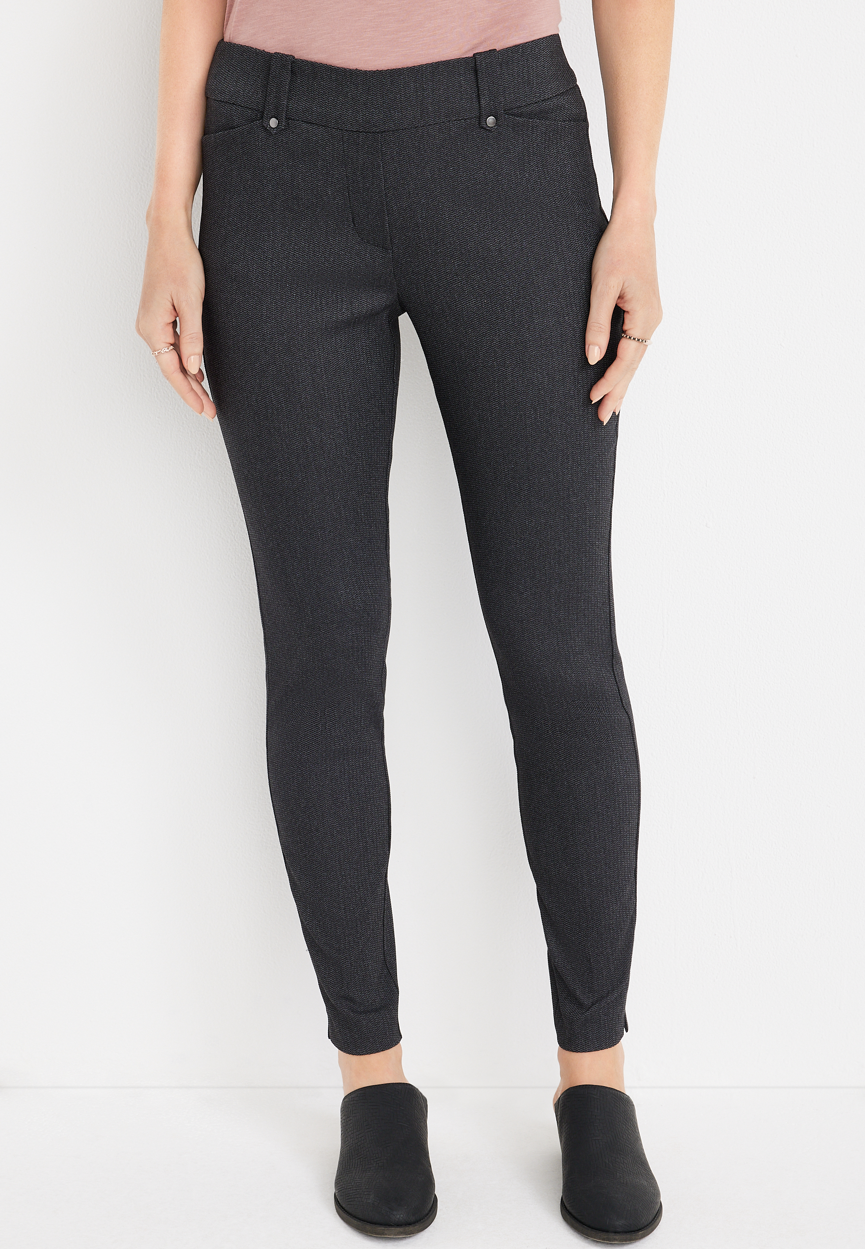 Bengaline Textured Mid Rise Skinny Pant