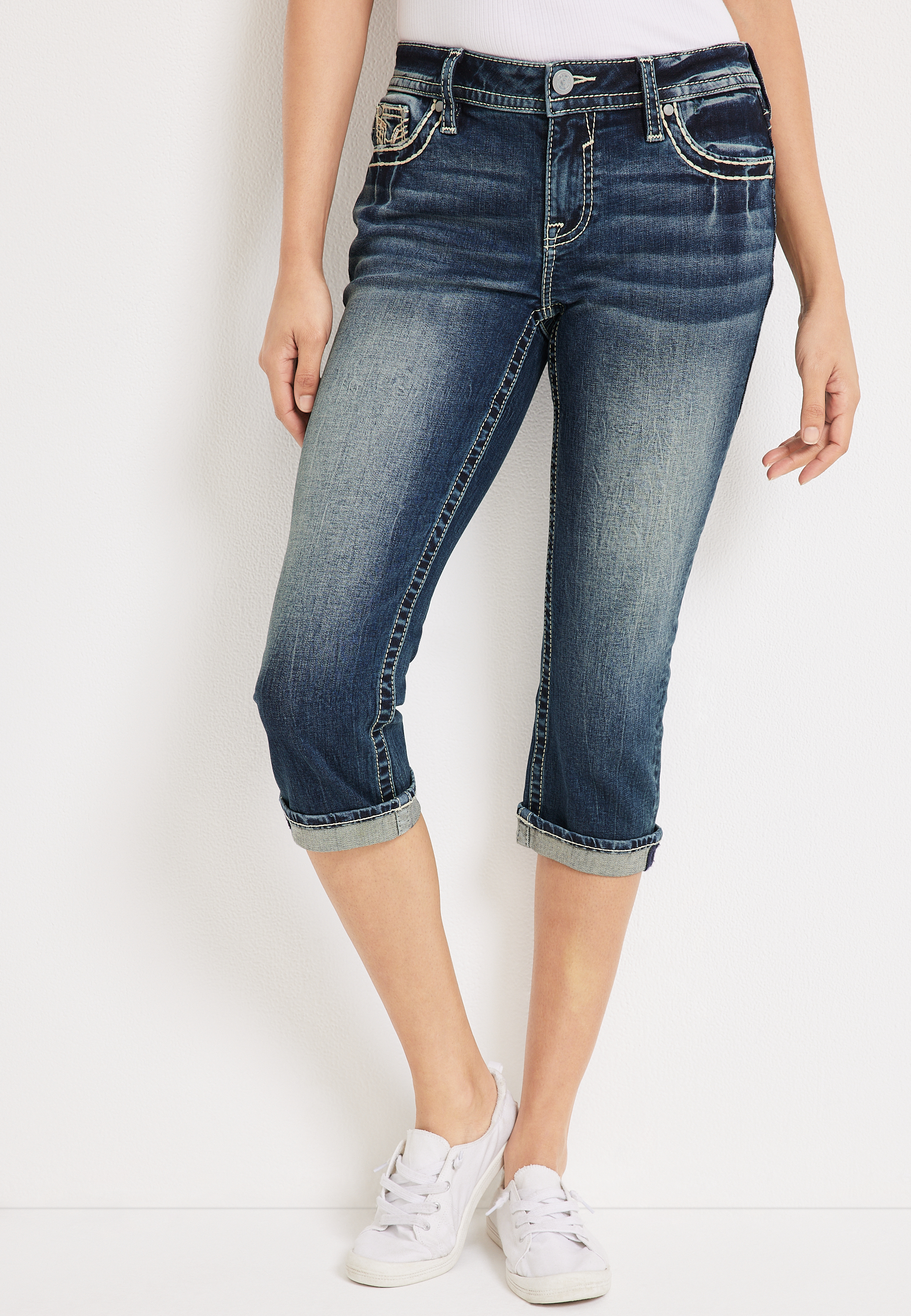 Vigoss® Americana Pocket Heritage Mid Rise Capri Vigoss® Americana Pocket Heritage Mid Rise Capri