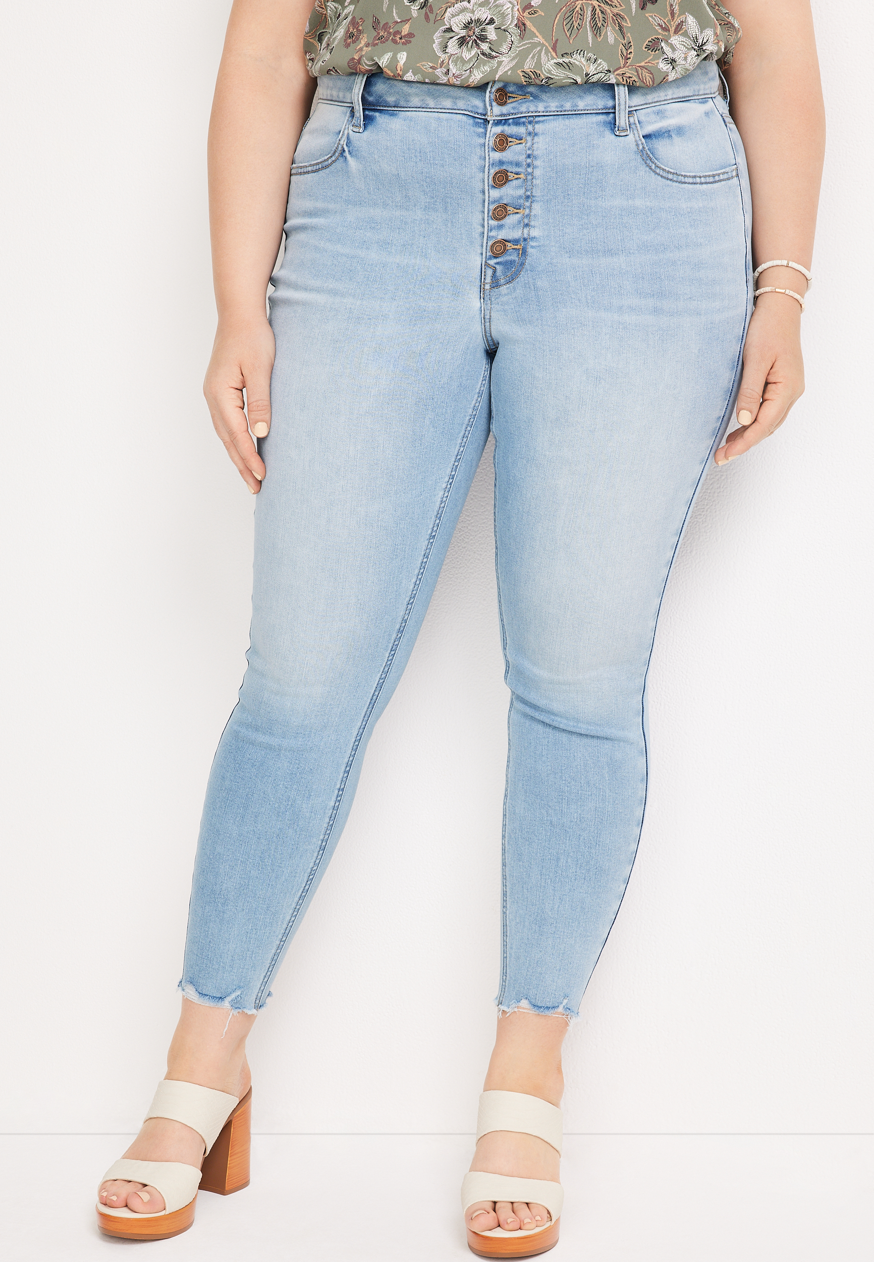 m jeans by maurices™ Cool Comfort Curvy High Rise Super Skinny Jean