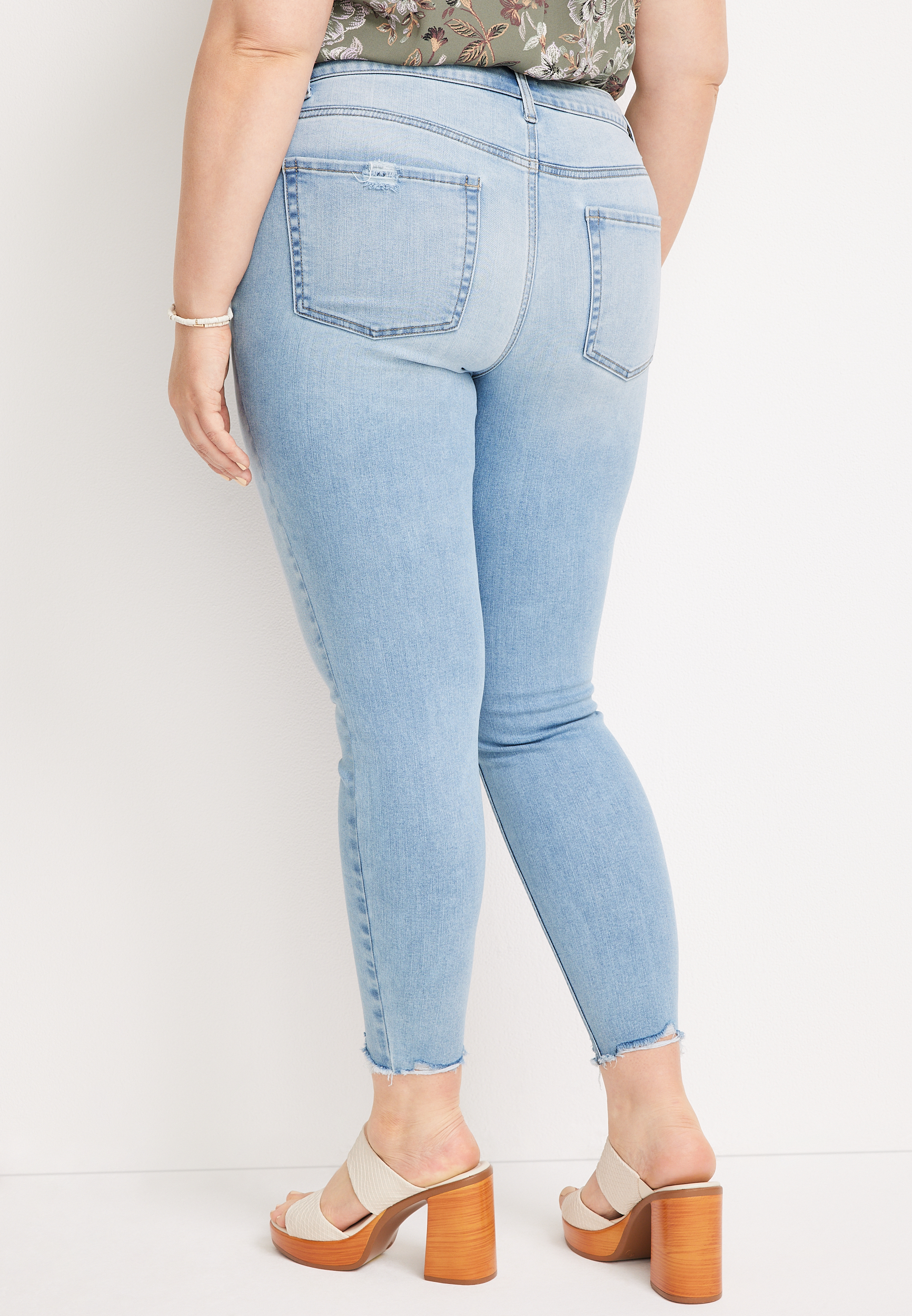 m jeans by maurices™ Cool Comfort Curvy High Rise Super Skinny Jean