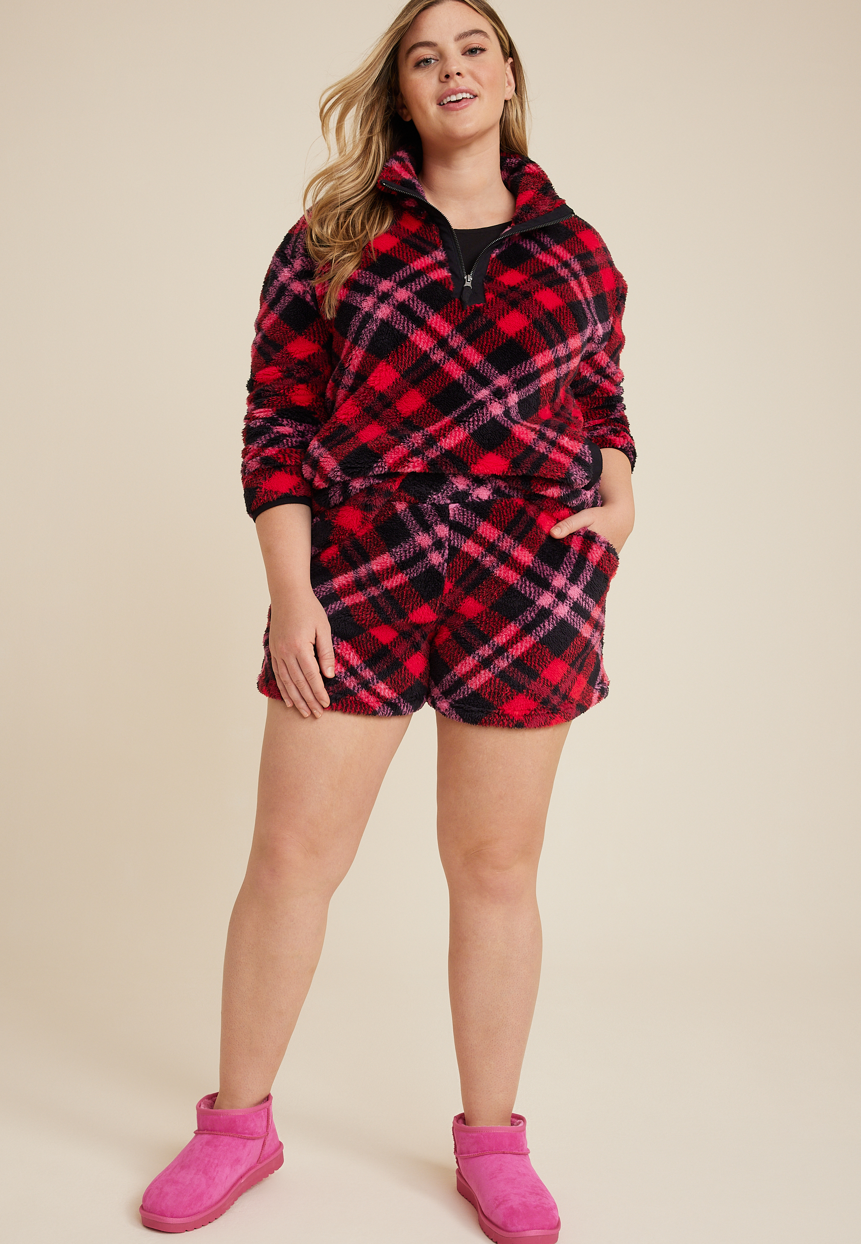 Plus size red online and black plaid pajamas