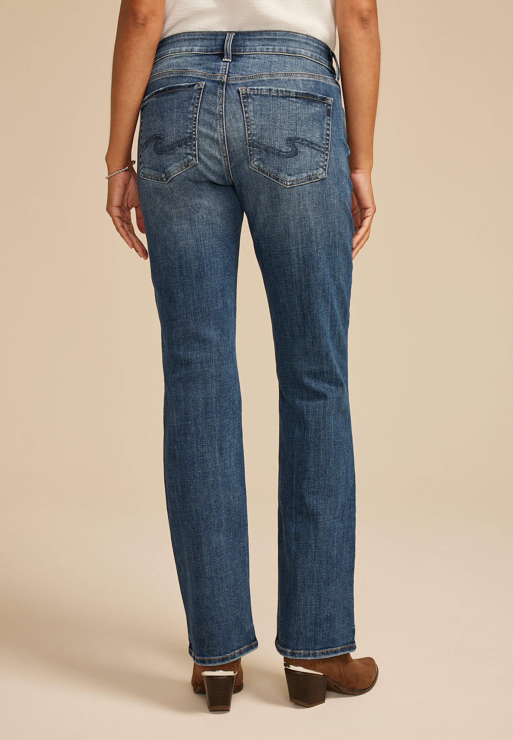すず Silver Jeans Co.® Suki Curvy Mid Rise Slim Boot Jean | maurices