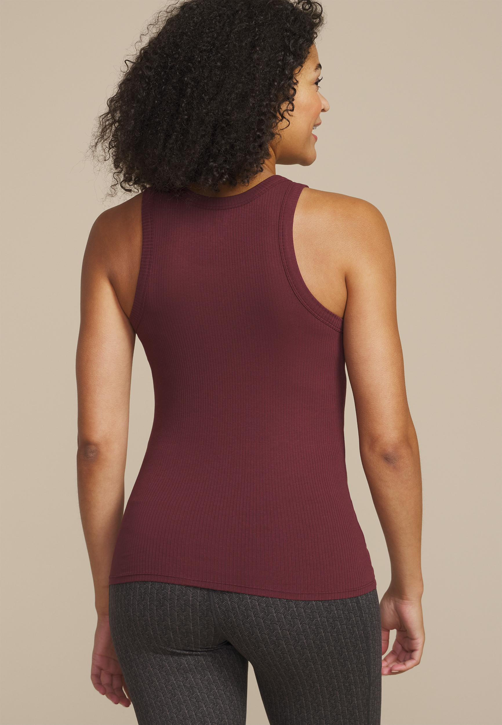 40%Off‼️JULIUS 24FW [ rift; ] Tank Top 24/7 Highline Solid Fitted Ribbed Tank Top | maurices