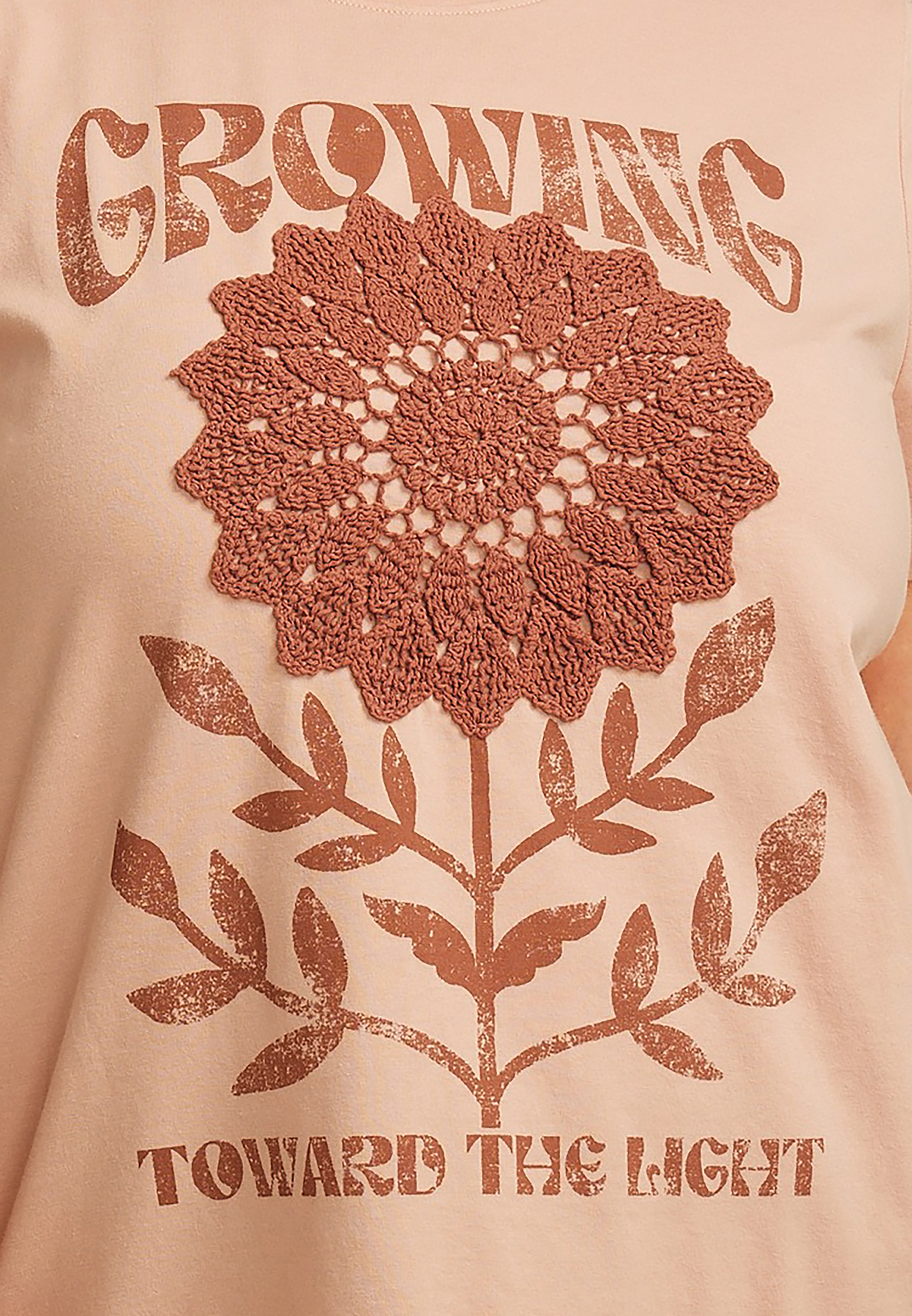 Plus Size Crochet Floral Classic Fit Graphic Tee | maurices