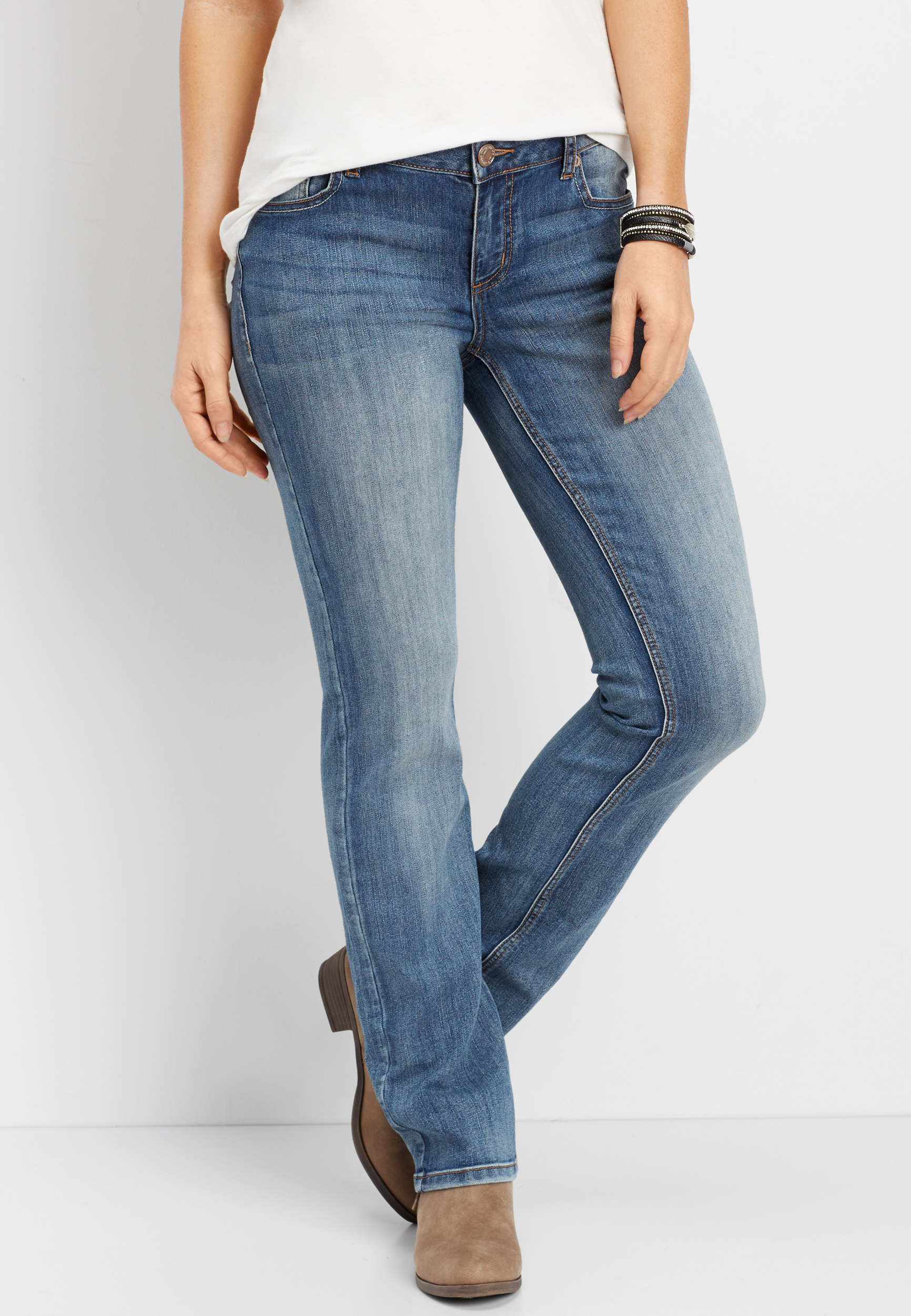 DenimFlex™ Medium Wash Straight Jean | maurices