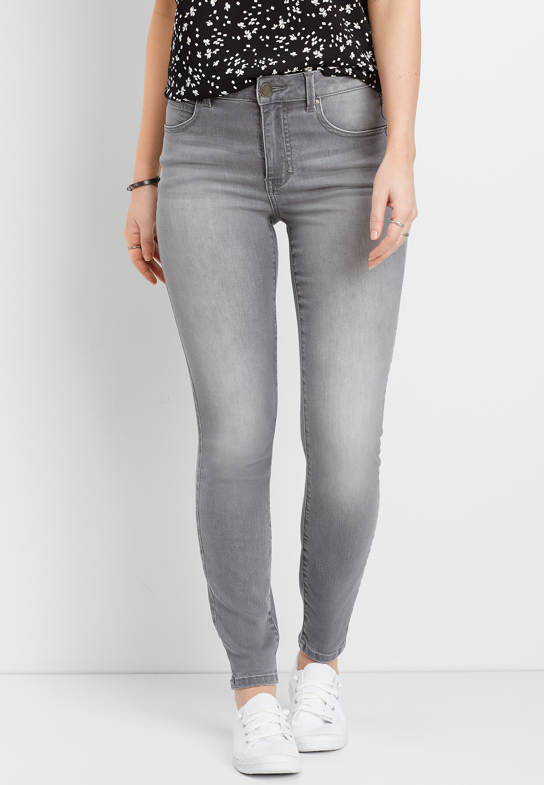 gray high rise skinny jeans