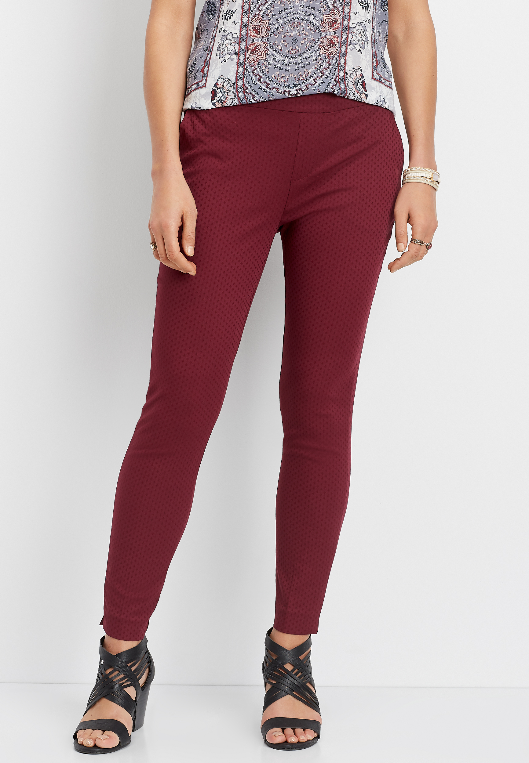 red textured pull on pant | maurices