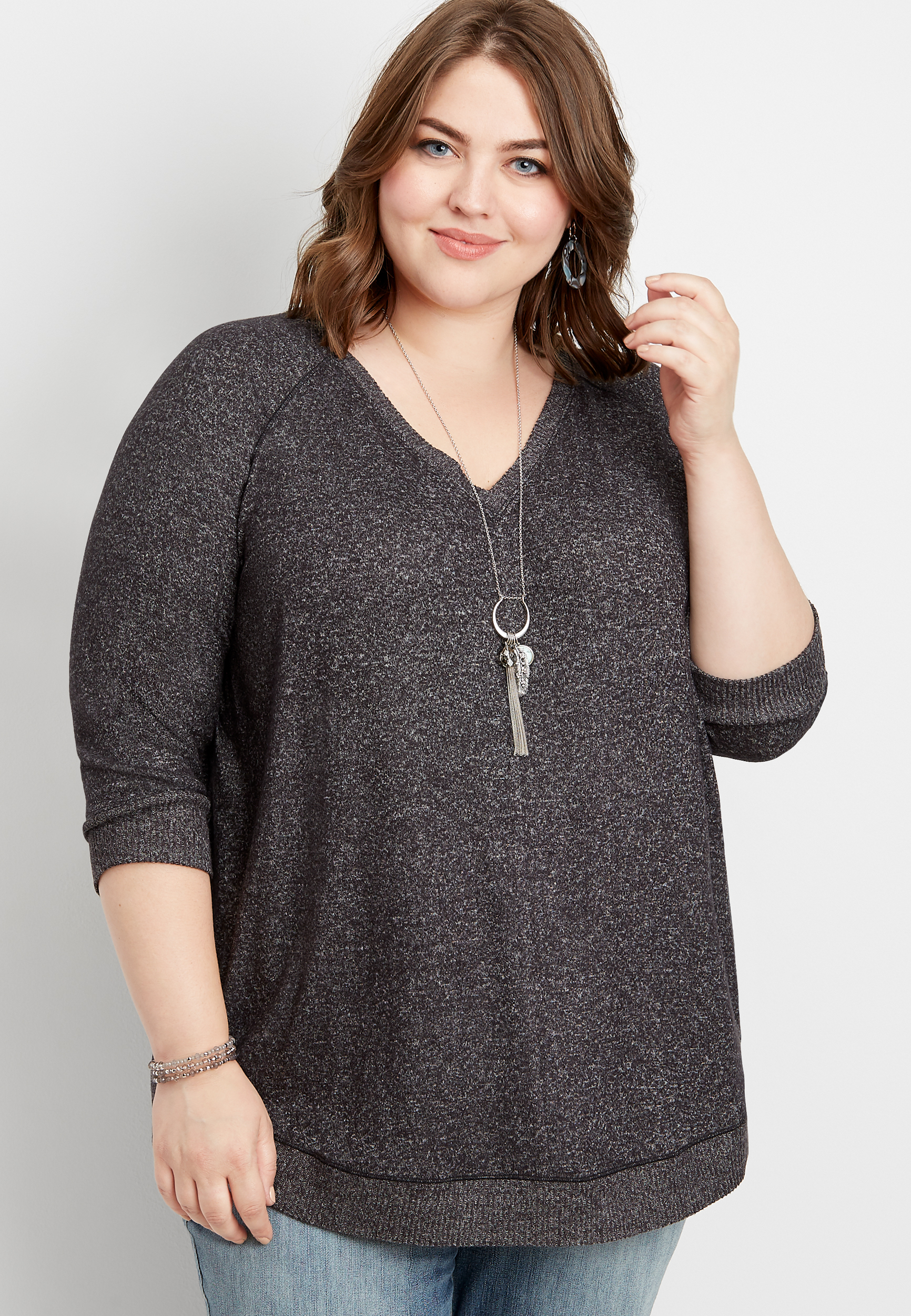plus size solid round hem pullover | maurices