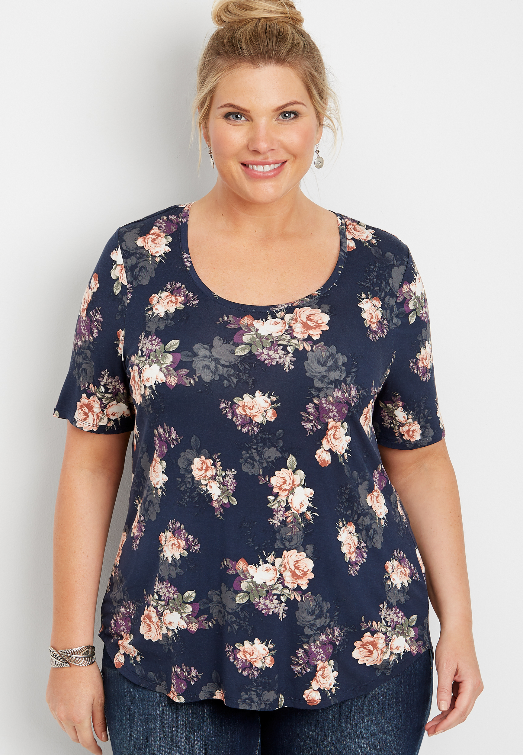 plus size 24/7 floral scoop neck tee | maurices