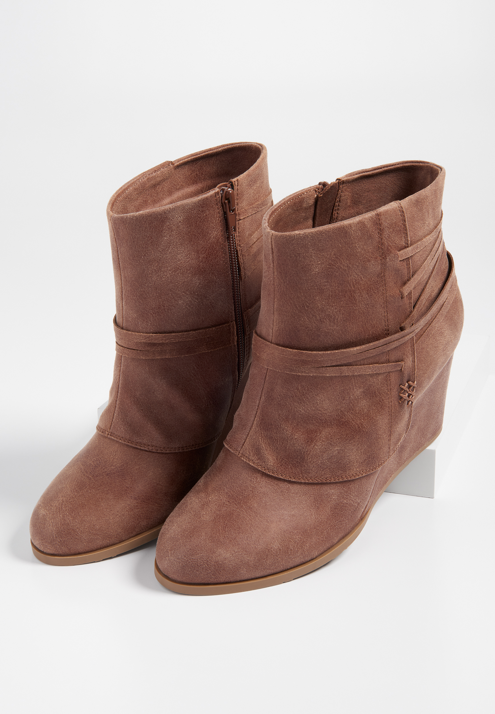 Women's Shoes | Boots, Sneakers, And Wedges | maurices