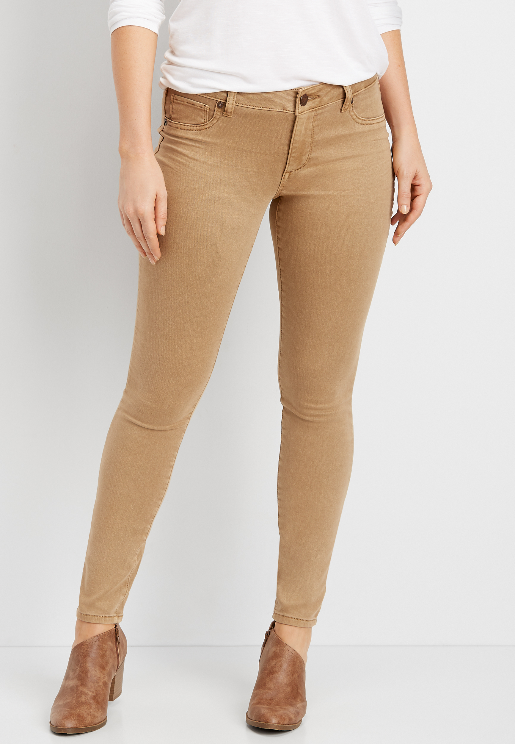 light colored jeggings