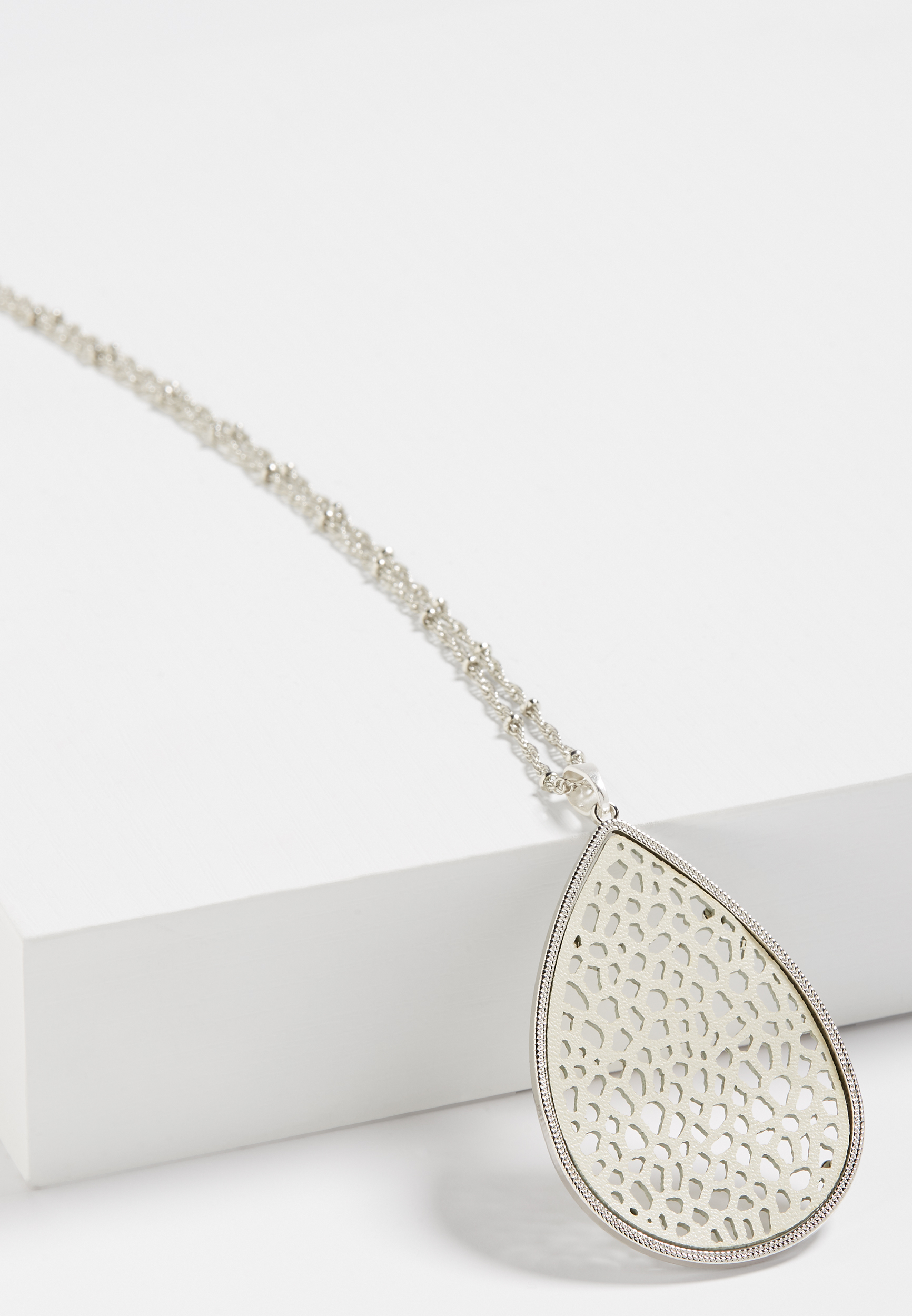 Necklaces Maurices