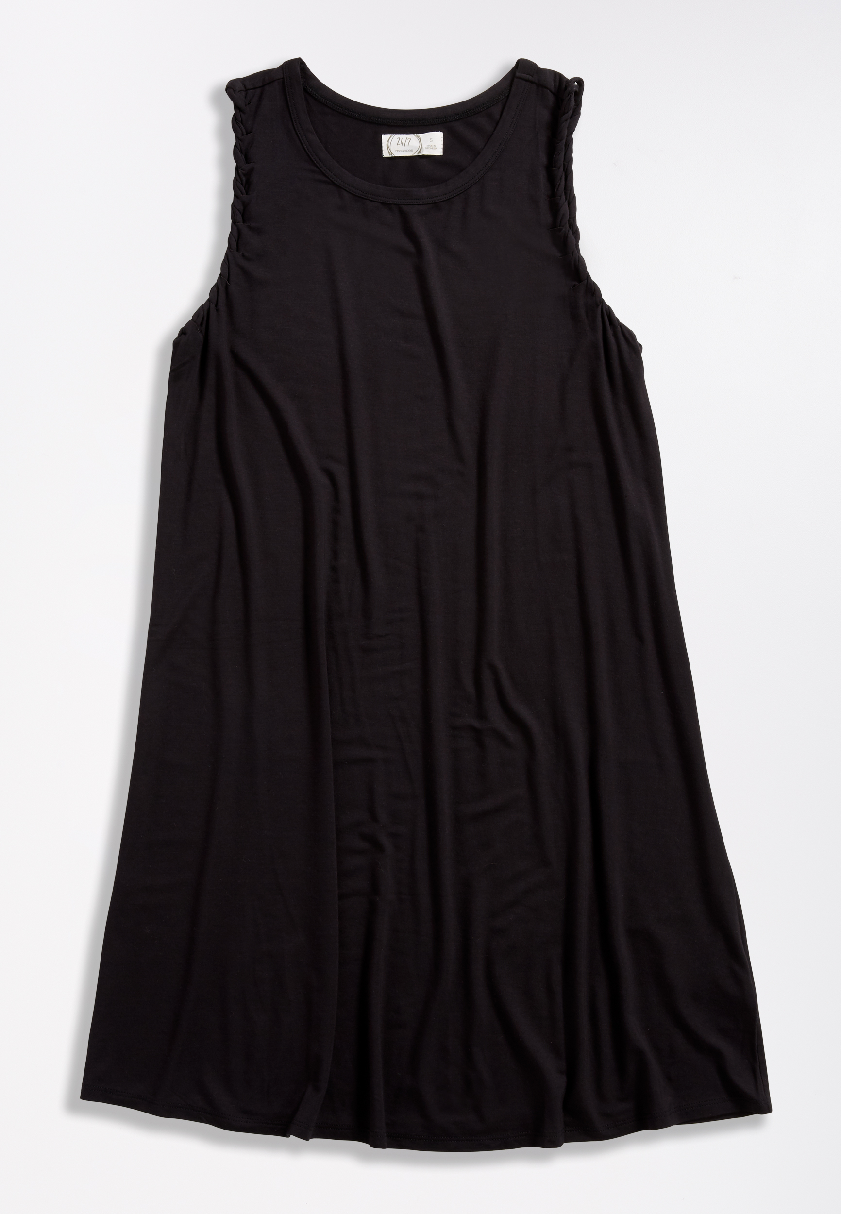 24/7 Solid Black Twisted Arm Shift Dress | maurices
