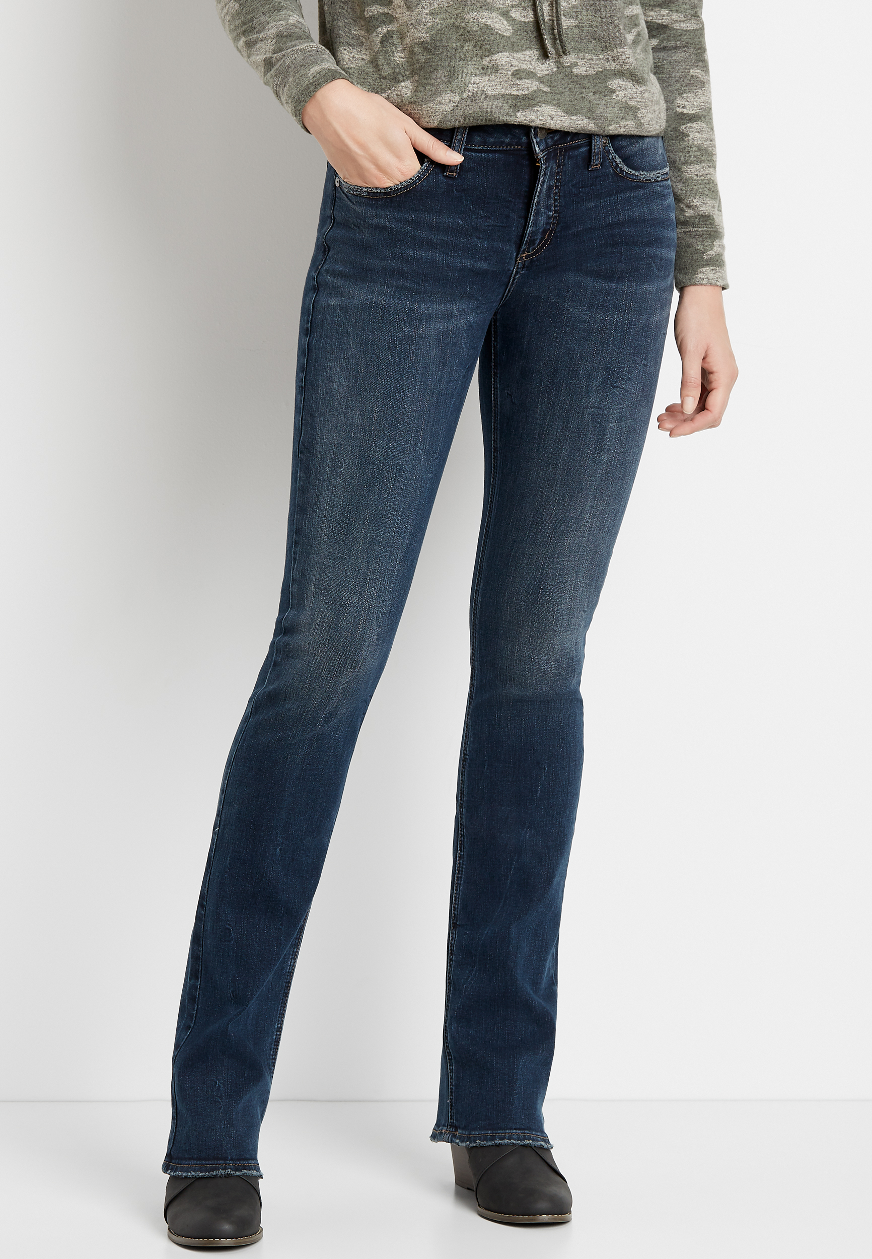 Silver Jeans Co.® Avery High Rise Dark Wash Slim Boot Jean | maurices