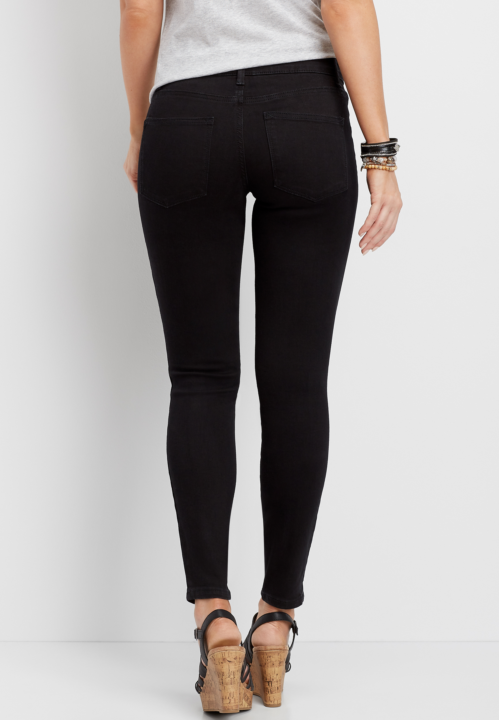 MR Black w/BlackHrdw, C106, large