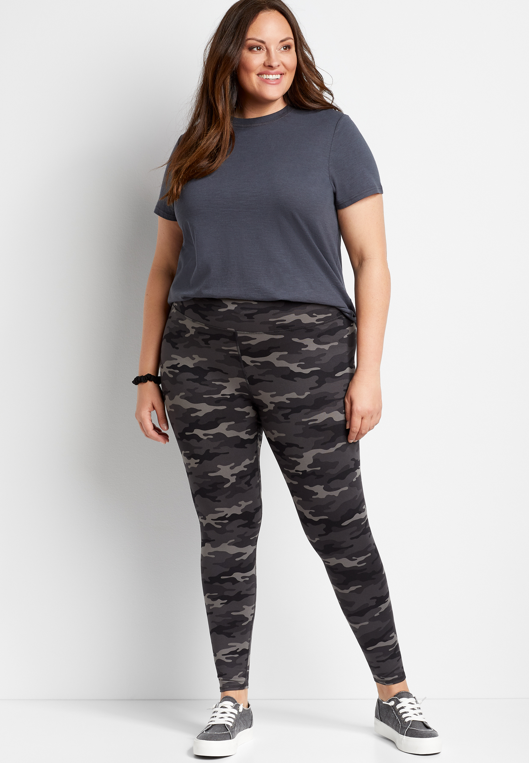 Plus Size Camo Print, Full Length Leggings In A Slim Fitting Style Wit –  KYI Beauty Boutique