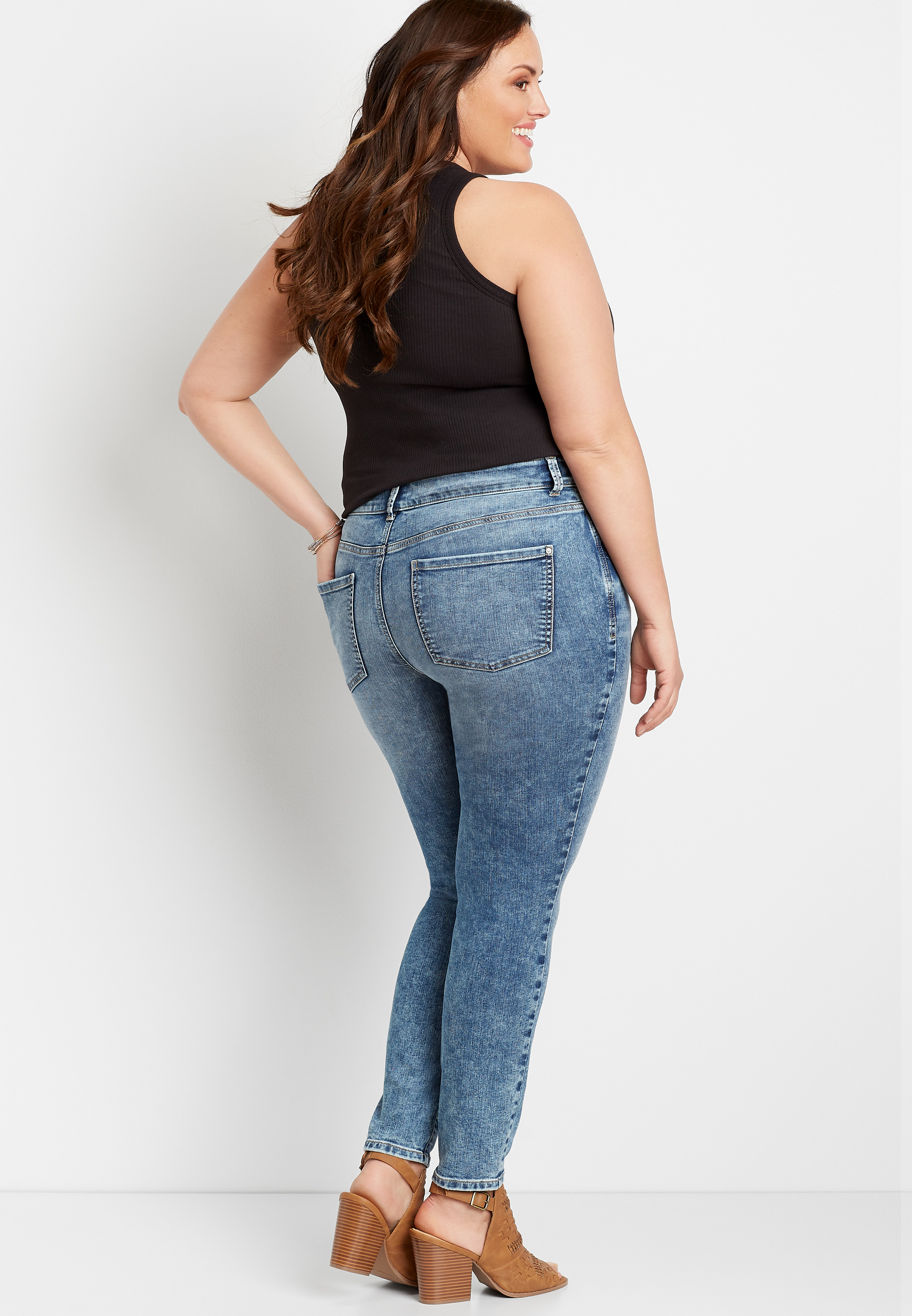 Plus Size Everflex™ High Rise Light Wash Skinny Jean - alternate image