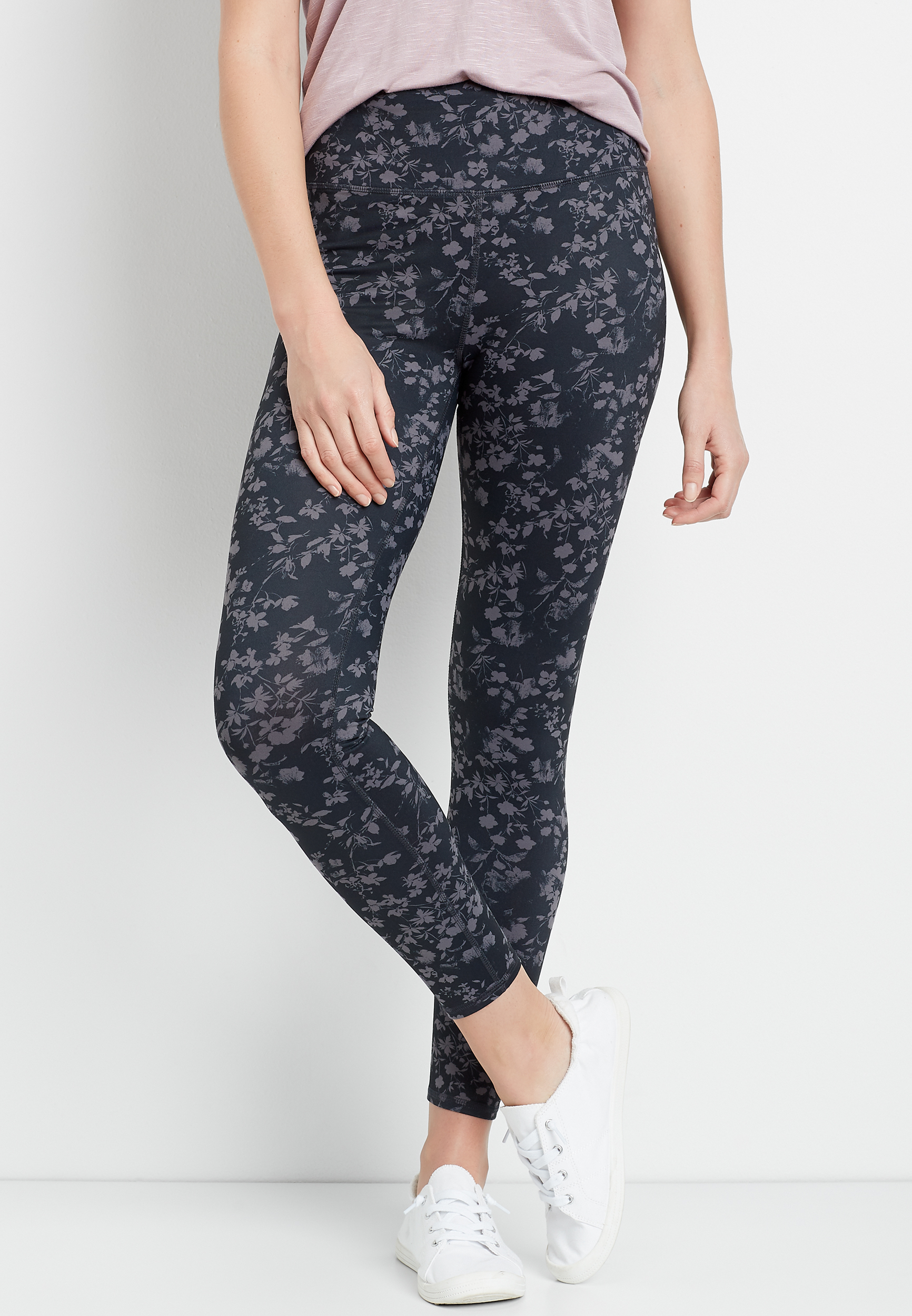 Ultra High Rise Floral Luxe Legging | maurices