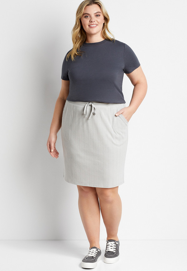Plus Size Heather Gray Ribbed Pocket Skirt | maurices