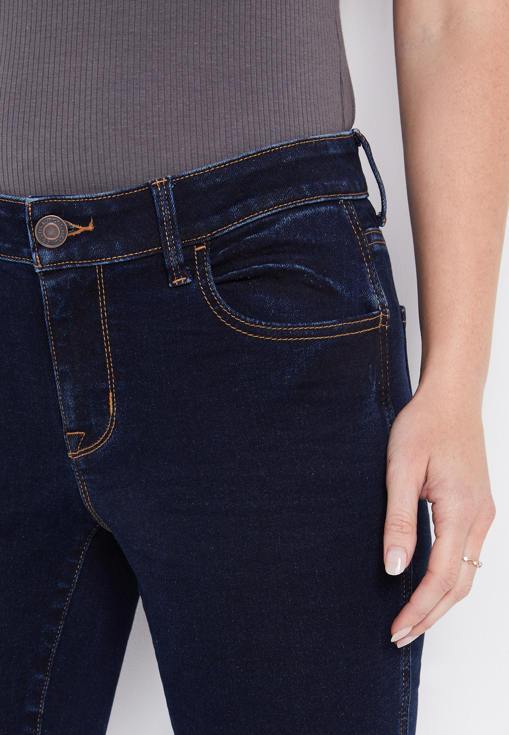 m jeans by maurices&trade; Vintage Mid Rise Jegging, C258, large