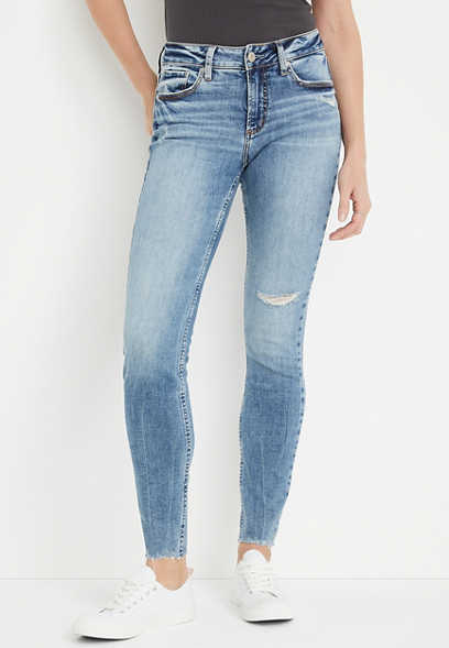Silver Jeans Co.® Suki Skinny Curvy Mid Rise Raw Hem Jean
