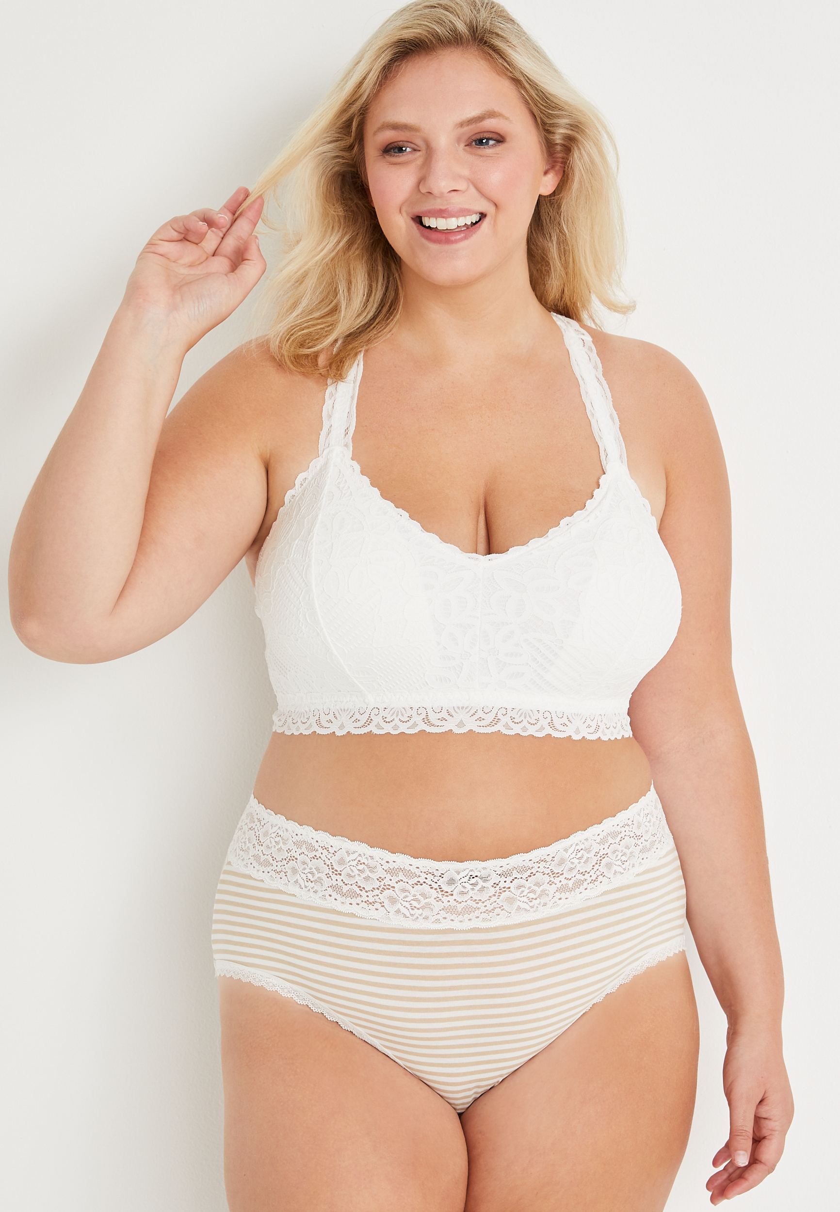 Vintage Lace Racerback Braletteâ€¯, C4673, large