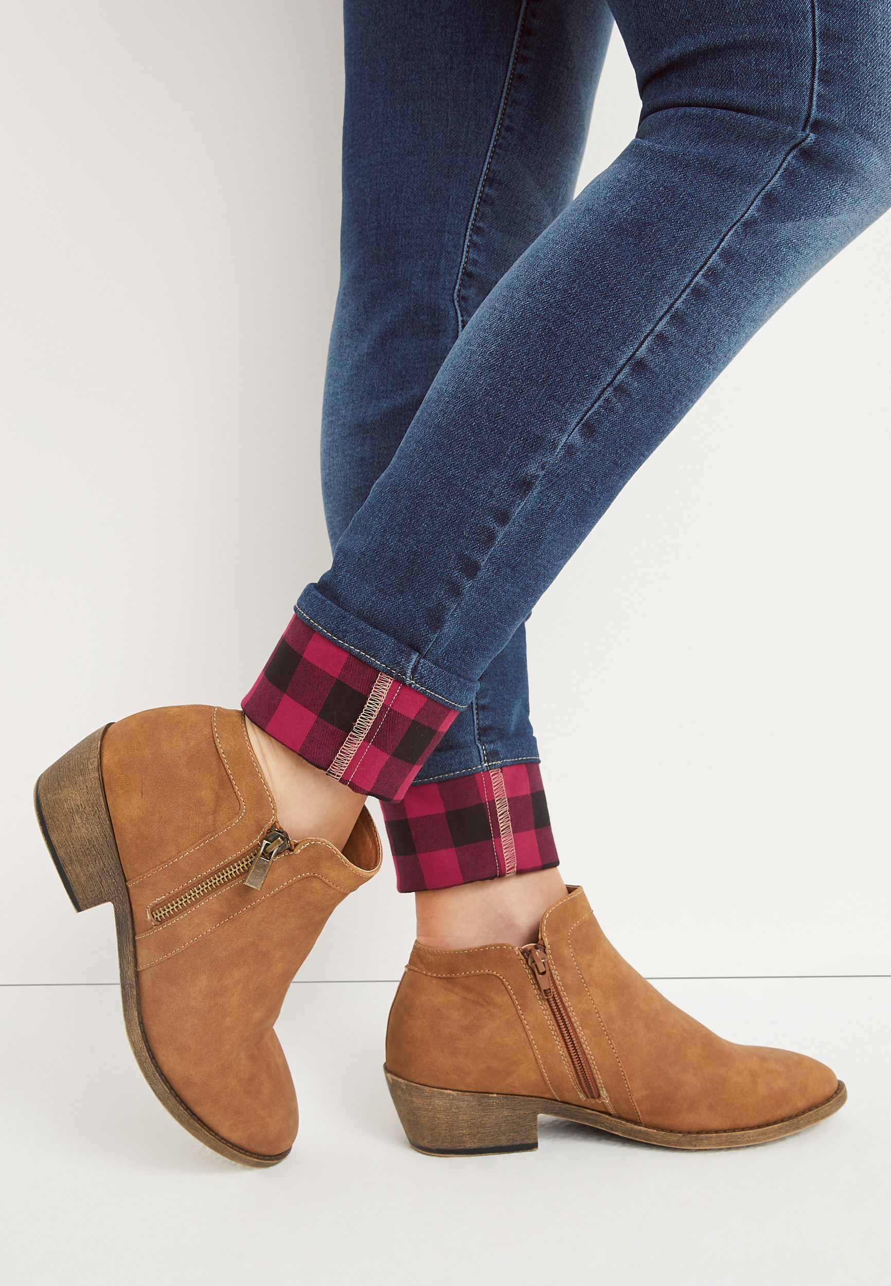 m jeans by maurices&trade; Super Soft Mid Rise Plaid Cuffed Jegging, C258, large