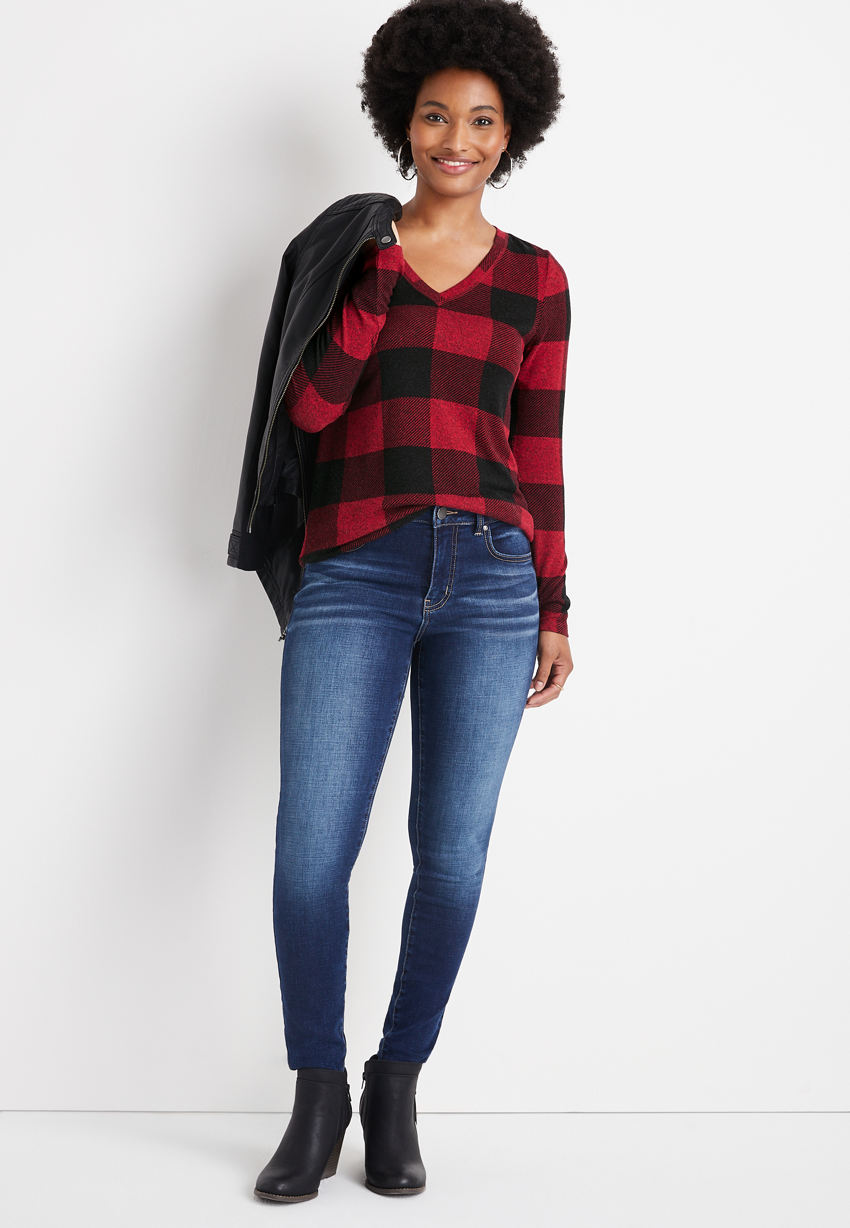 24/7 Buffalo Plaid V Neck Long Sleeve Tee, C7044, large