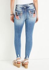 Vigoss&reg; Skinny Heritage Mid Rise Americana Jean, , small