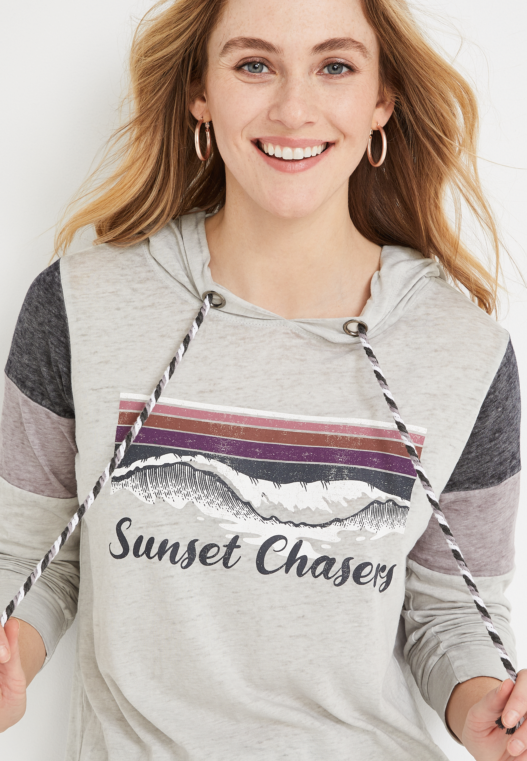 Sunset Chasers Graphic T-Shirt For Women - Funny Palm Trees Tropical Beach Short Sleeve Vacation Tee