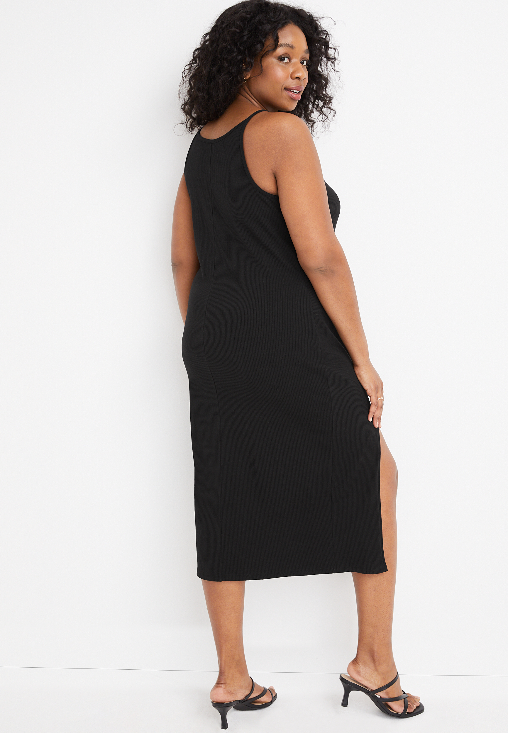 black dress size 24