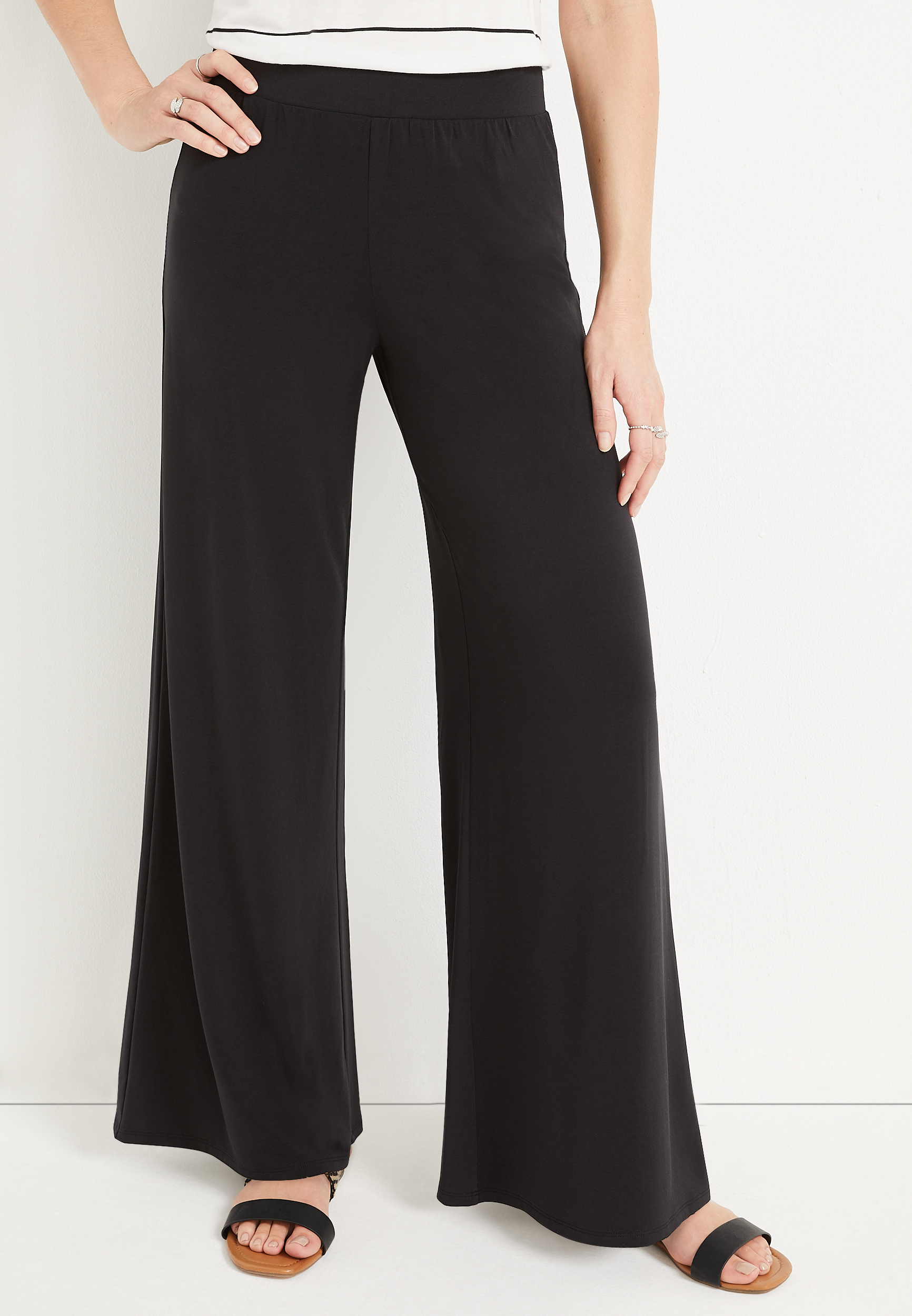 Black High Rise Wide Leg Pant | maurices