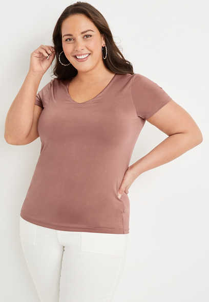 Plus Size edgely™ Cropped V Neck Tee