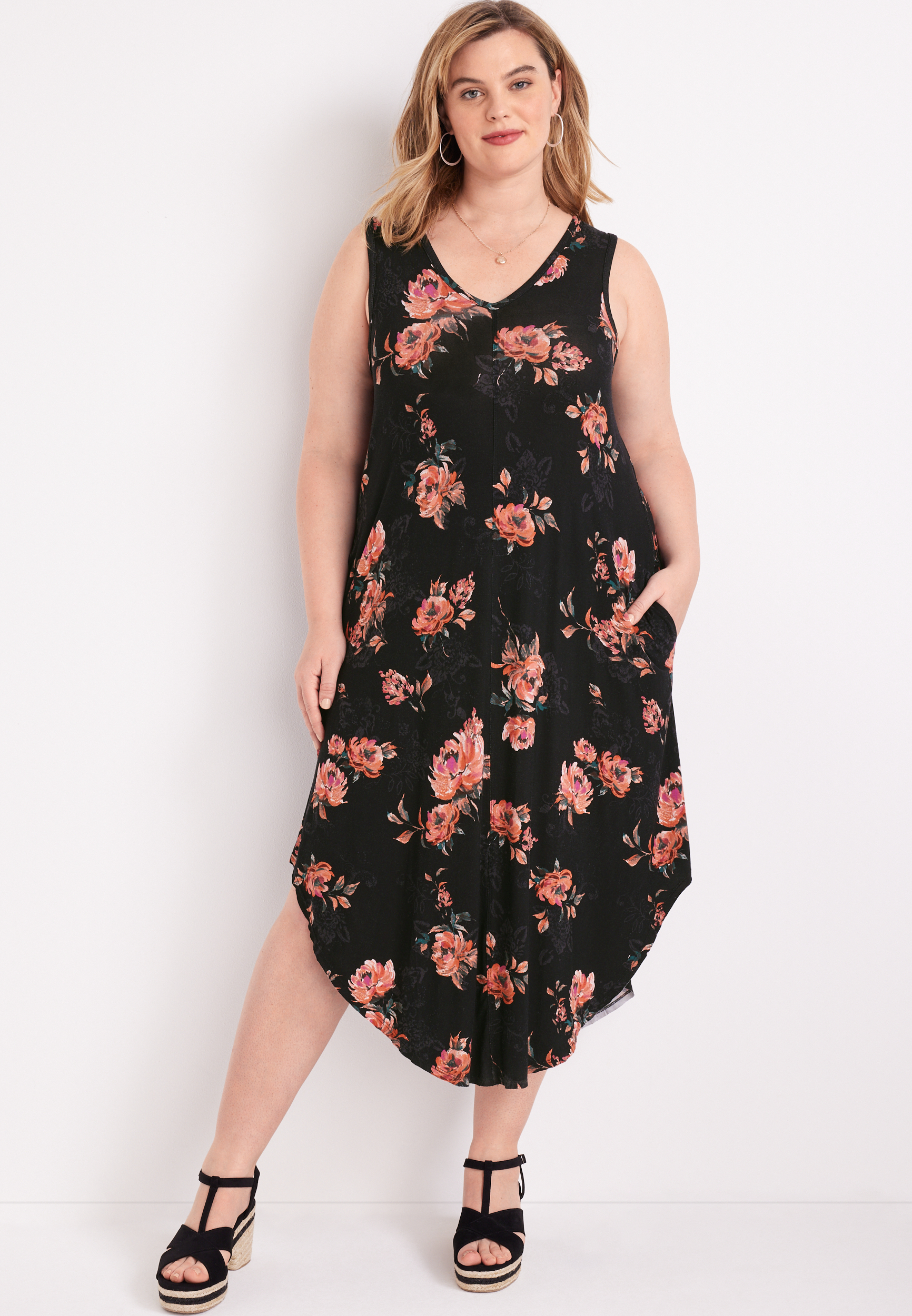 Plus Size 24/7 Black Floral V Neck Pocket Midi Dress | maurices