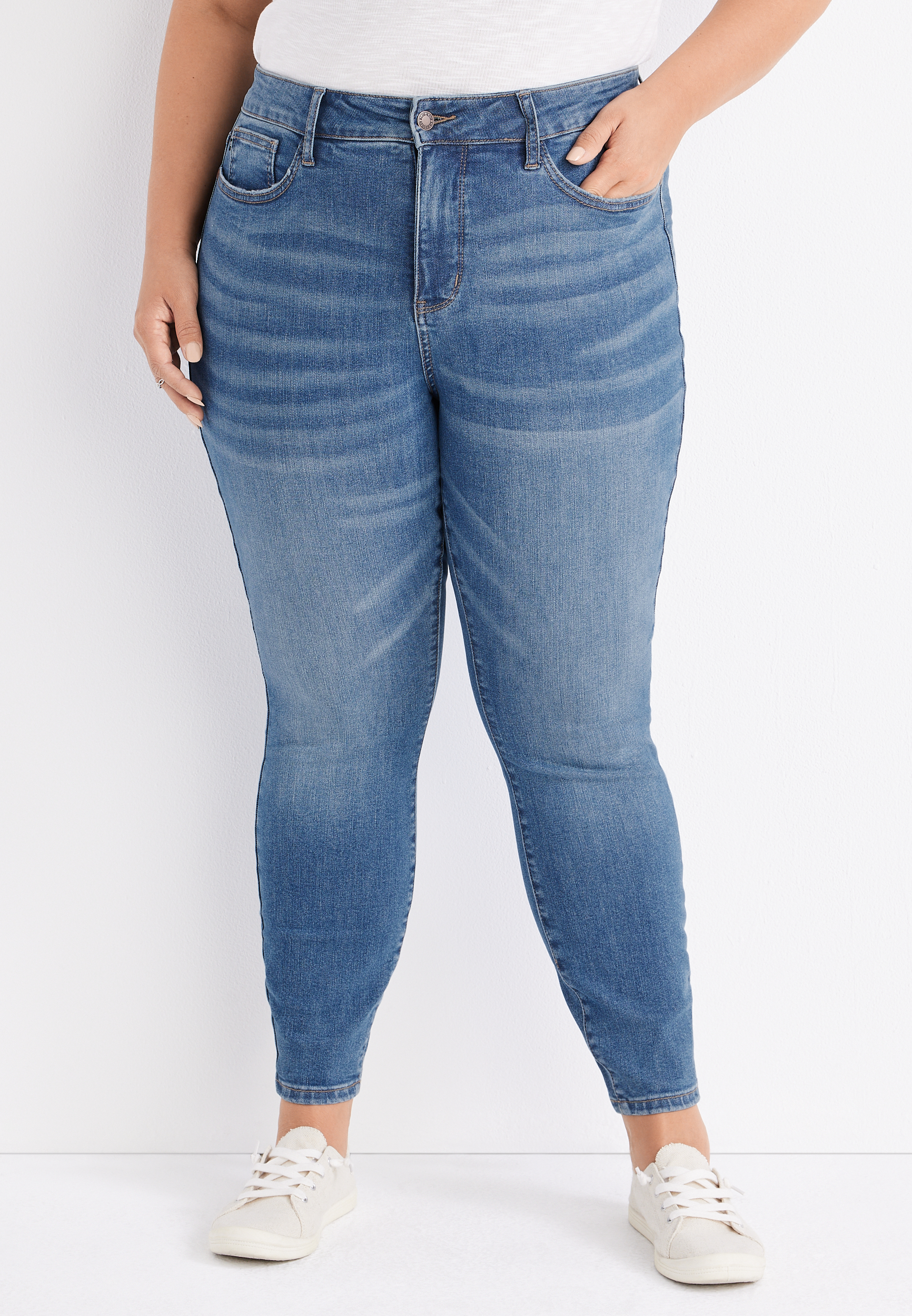 Plus Size Judy Blue® Jeans | maurices