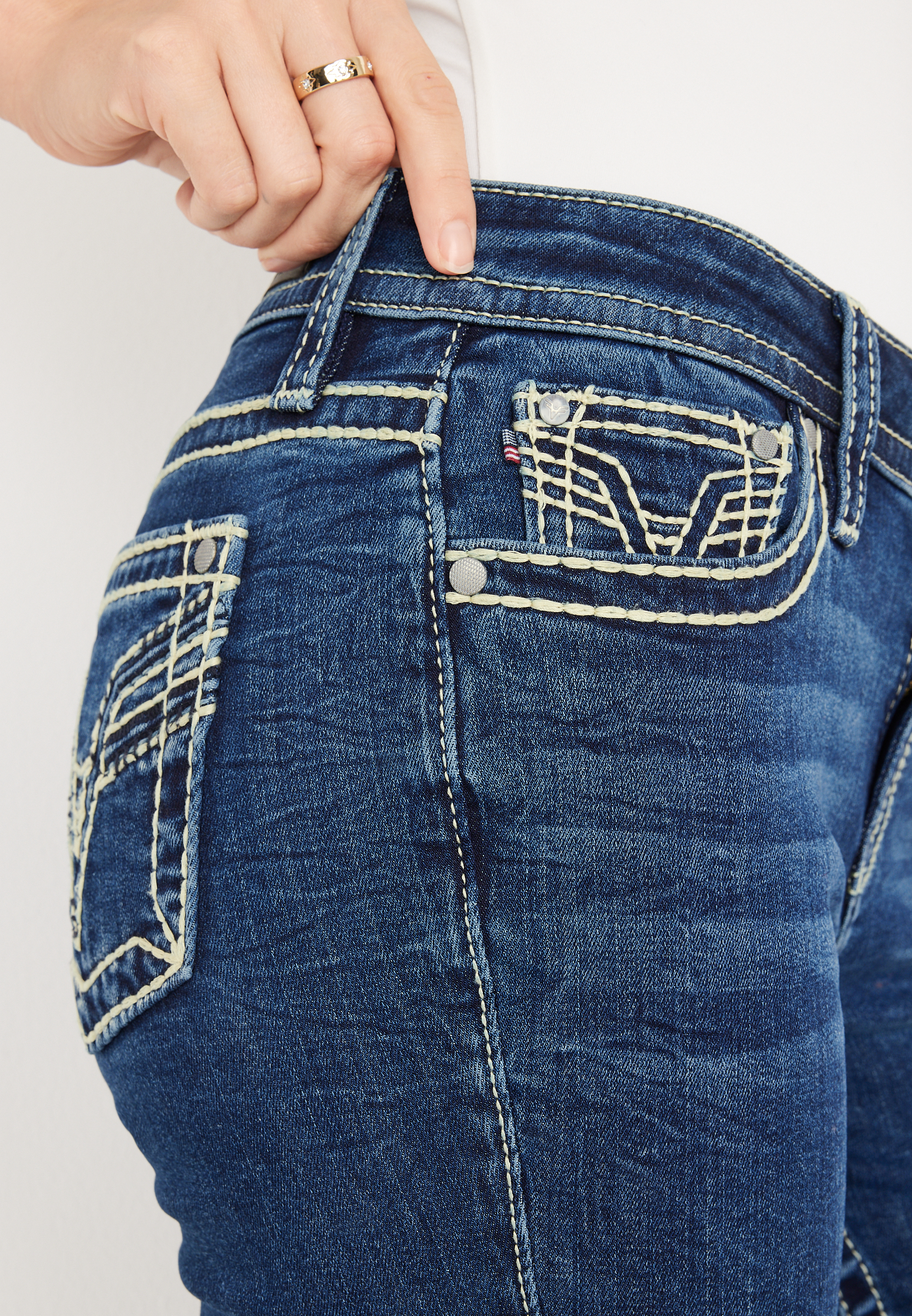 Vigoss&reg; Straight Heritage Mid Rise Jean, C258, large