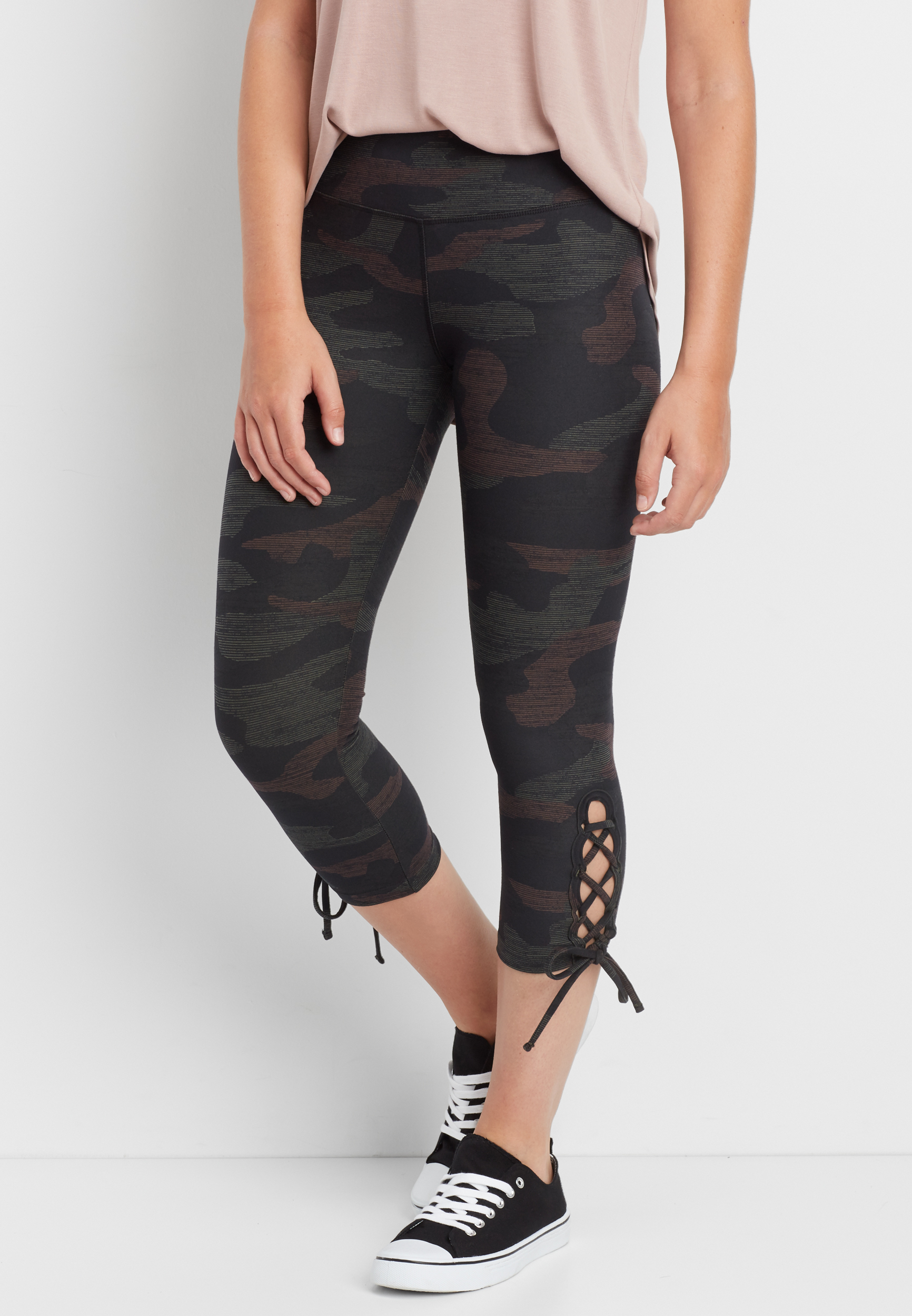 Capri leggings hotsell with lace bottom