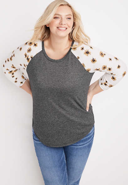 Plus Size 24/7 Flawless Sunflower Sleeve Top