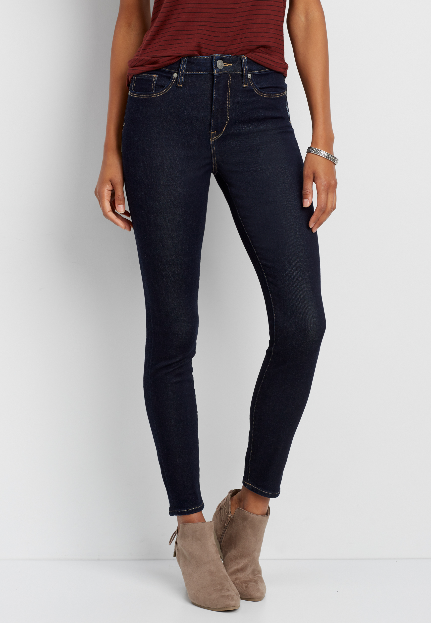Silver Jeans Co. Women's Robson High-Rise Slim-Fit Jeggings - Faded Black Wash Stretch Denim