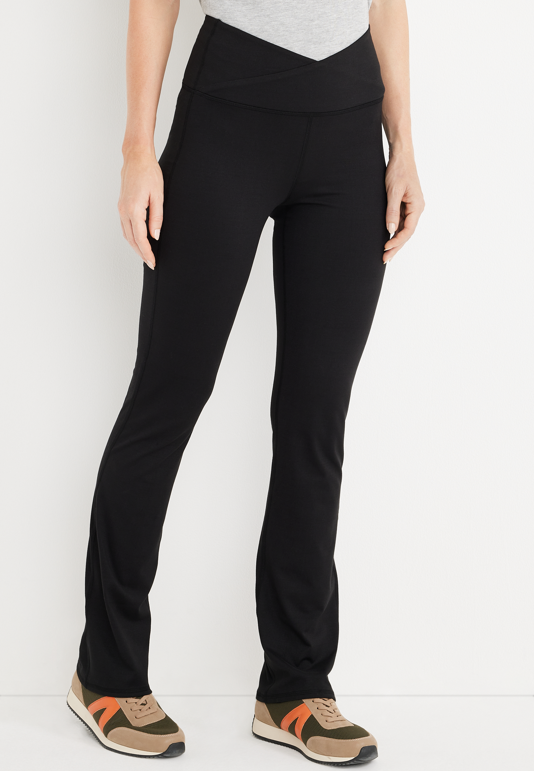 Black Super High Rise Luxe Crossover Bootcut Legging maurices